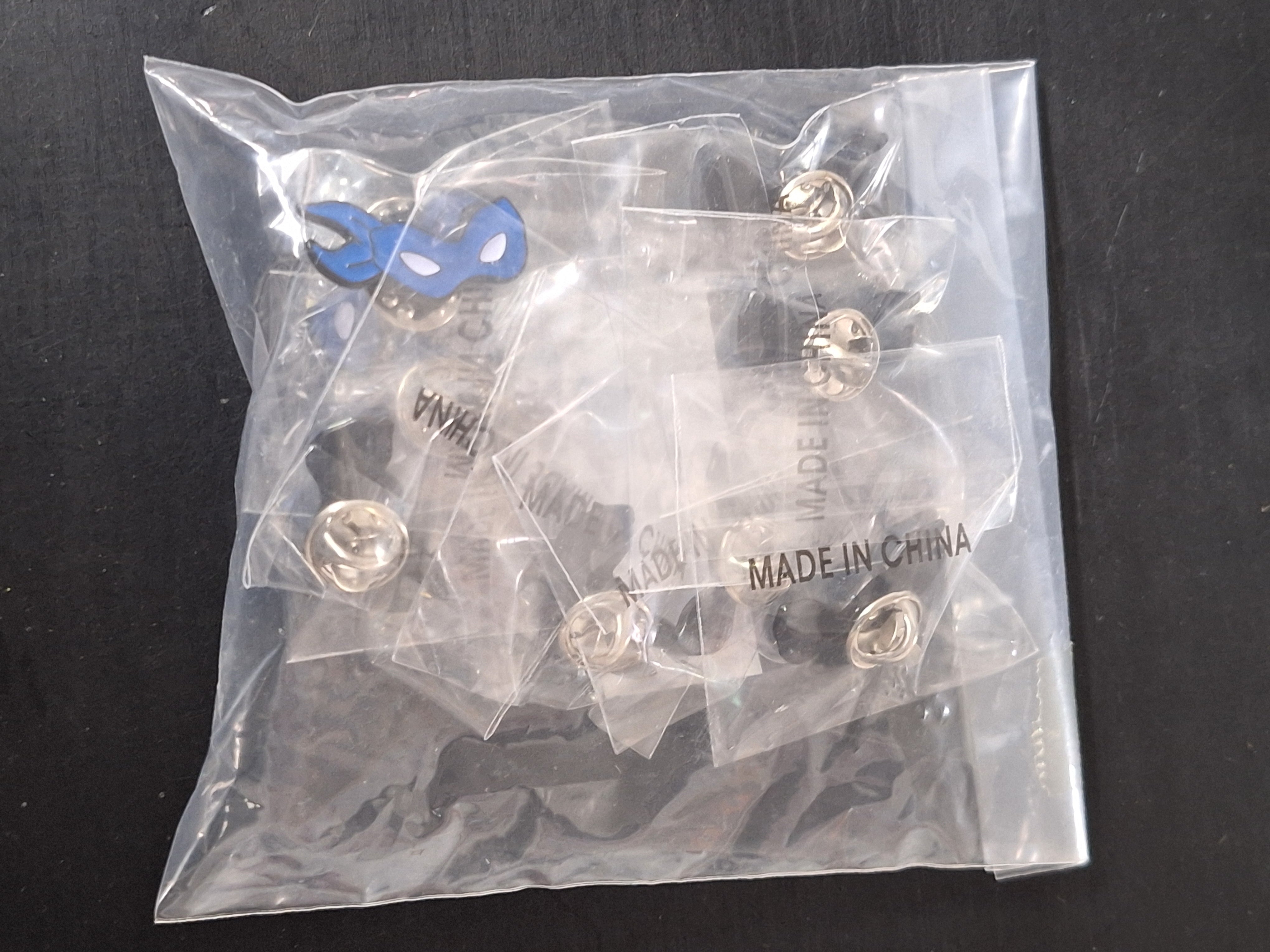 TMNT Retailer Promotional SDCC IDW 2024 Blue Pins - Pack of 10