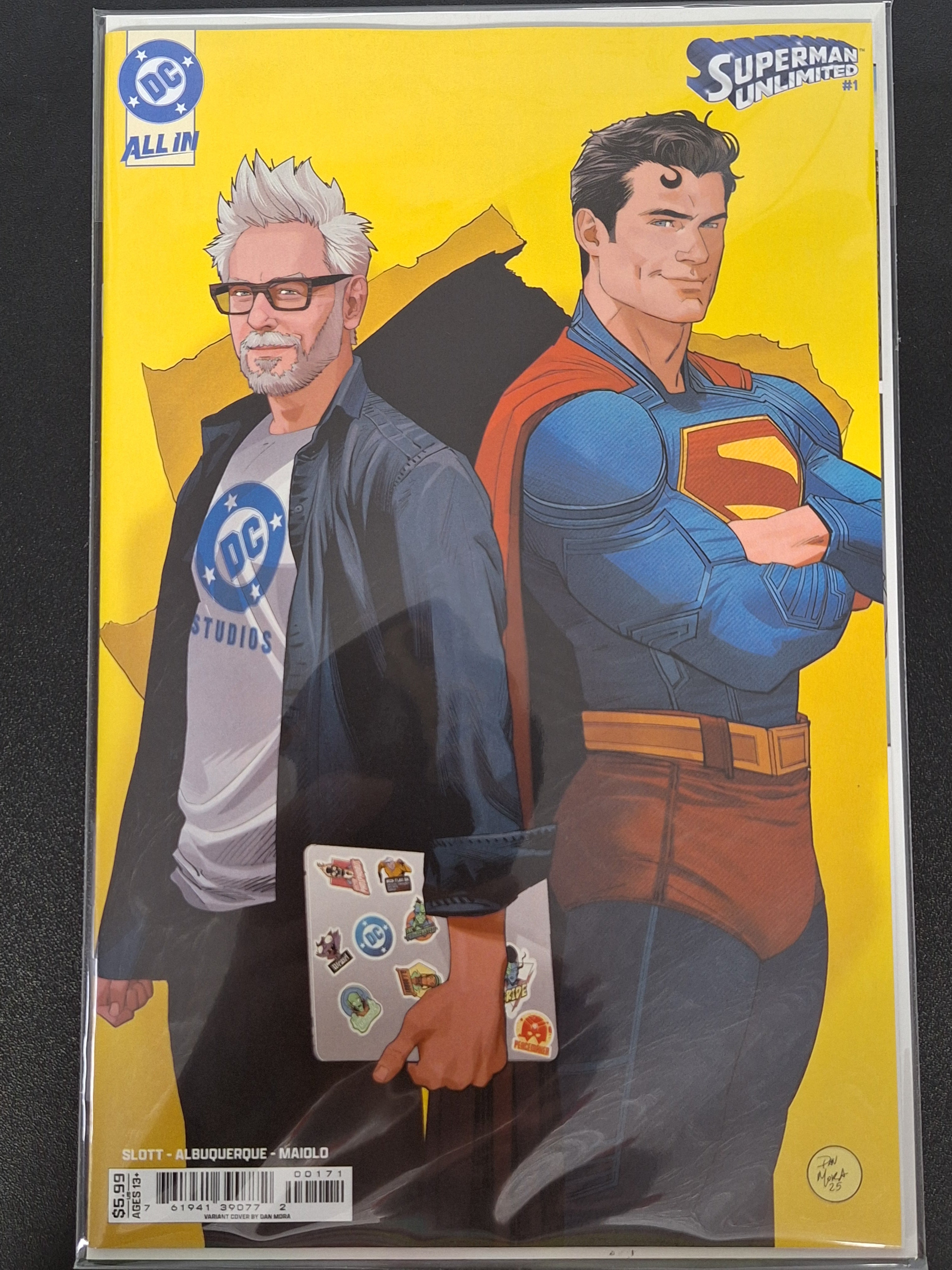 Superman Unlimited 1 DC 2025 Dan Mora Variant James Gunn Cameo Cover