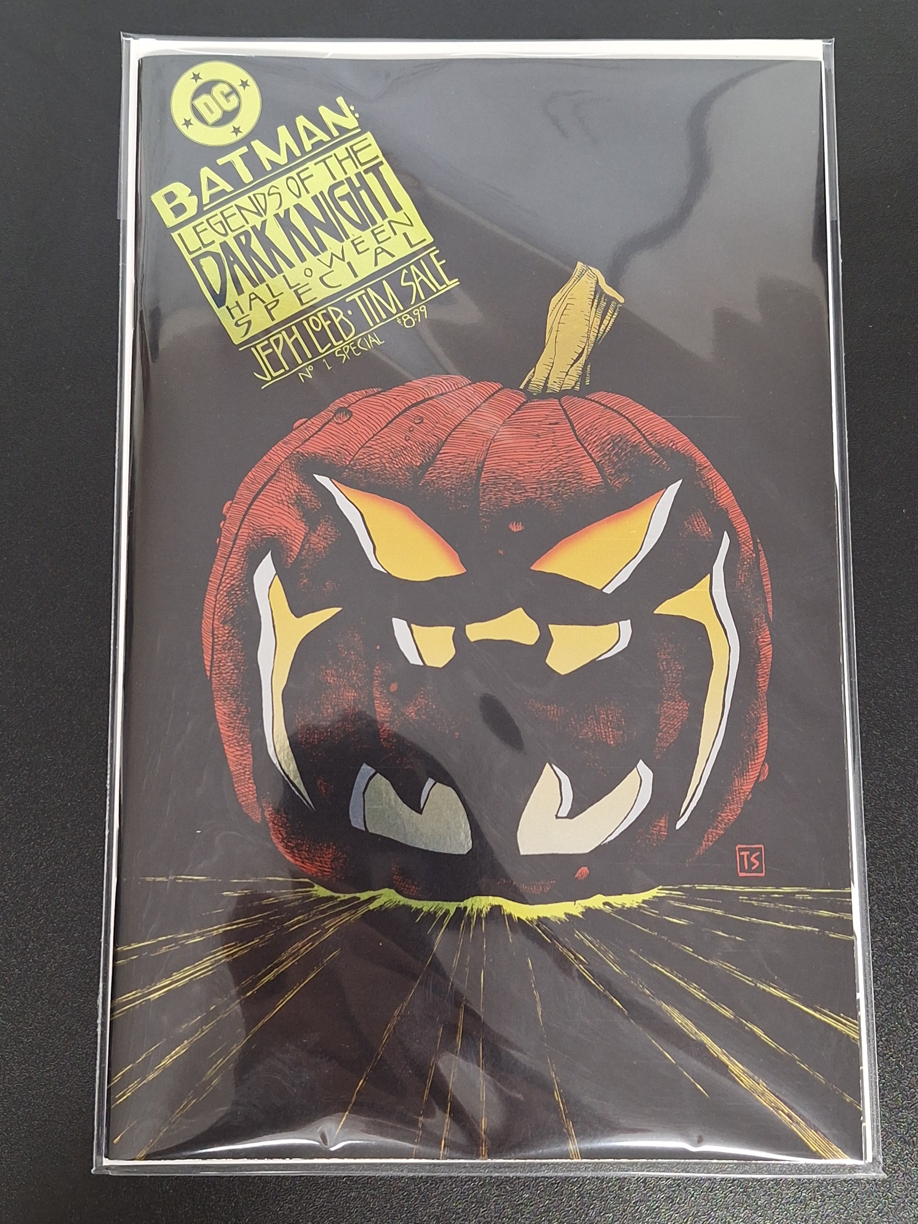 Batman: Legends of The Dark Knight Halloween Special DC 2025 Foil Facsimile Edition