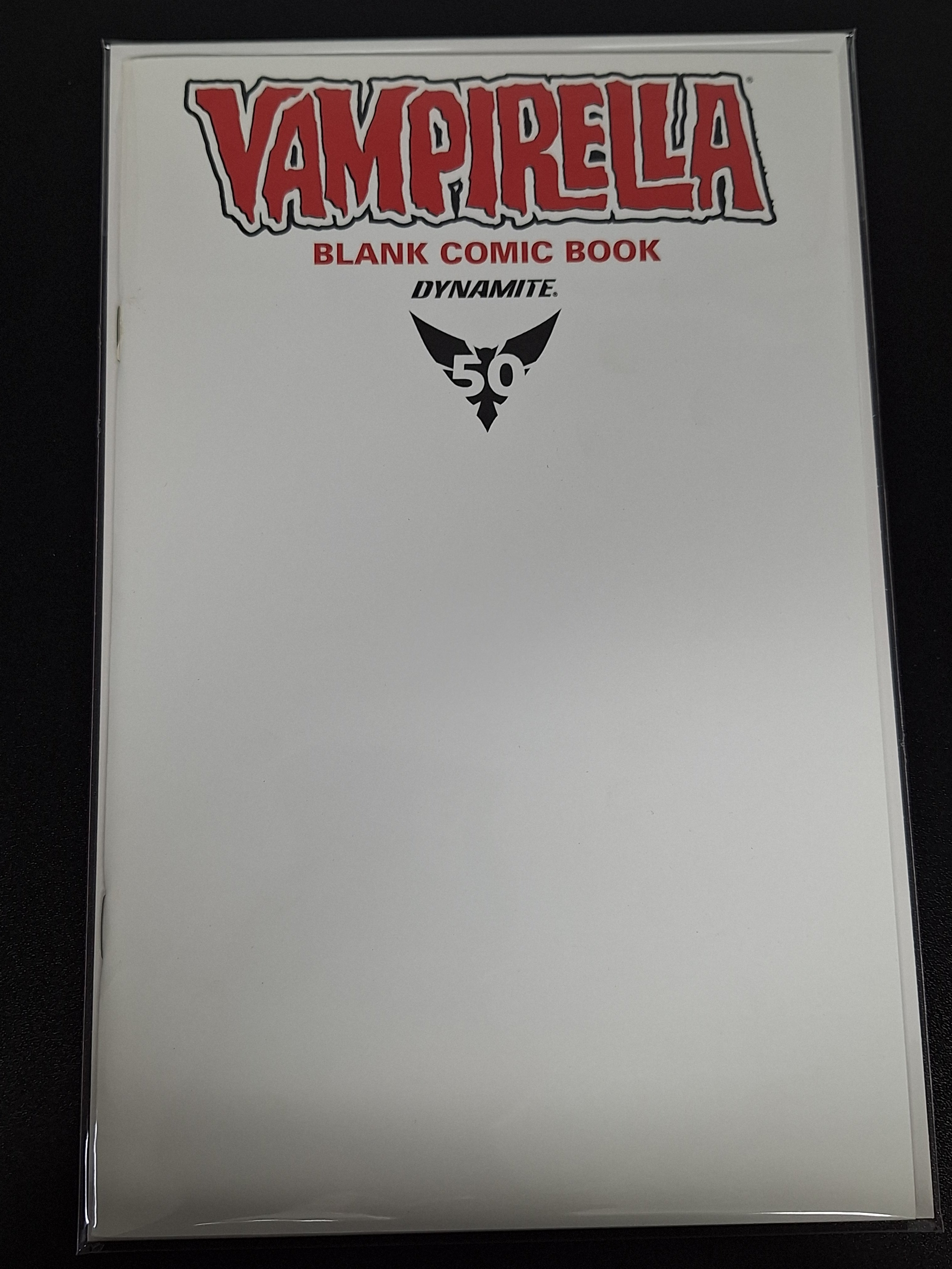 Vampirella Blank Comic Book 1 Dynamite 2019 One-Shot Blank Inside