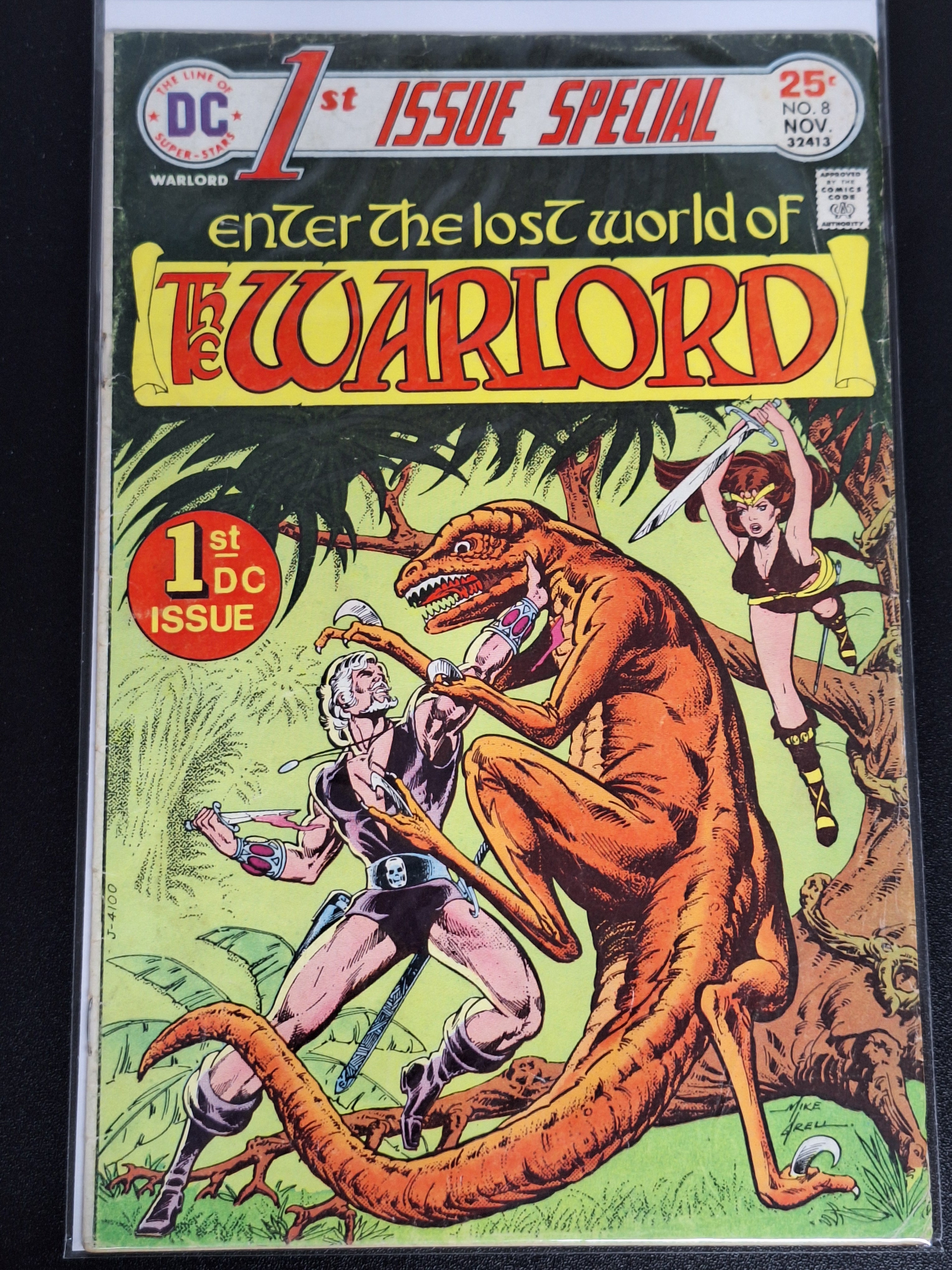 1st Issue Special 8 DC 1975 1st App & Origin of The Warlord, Mike Grell
