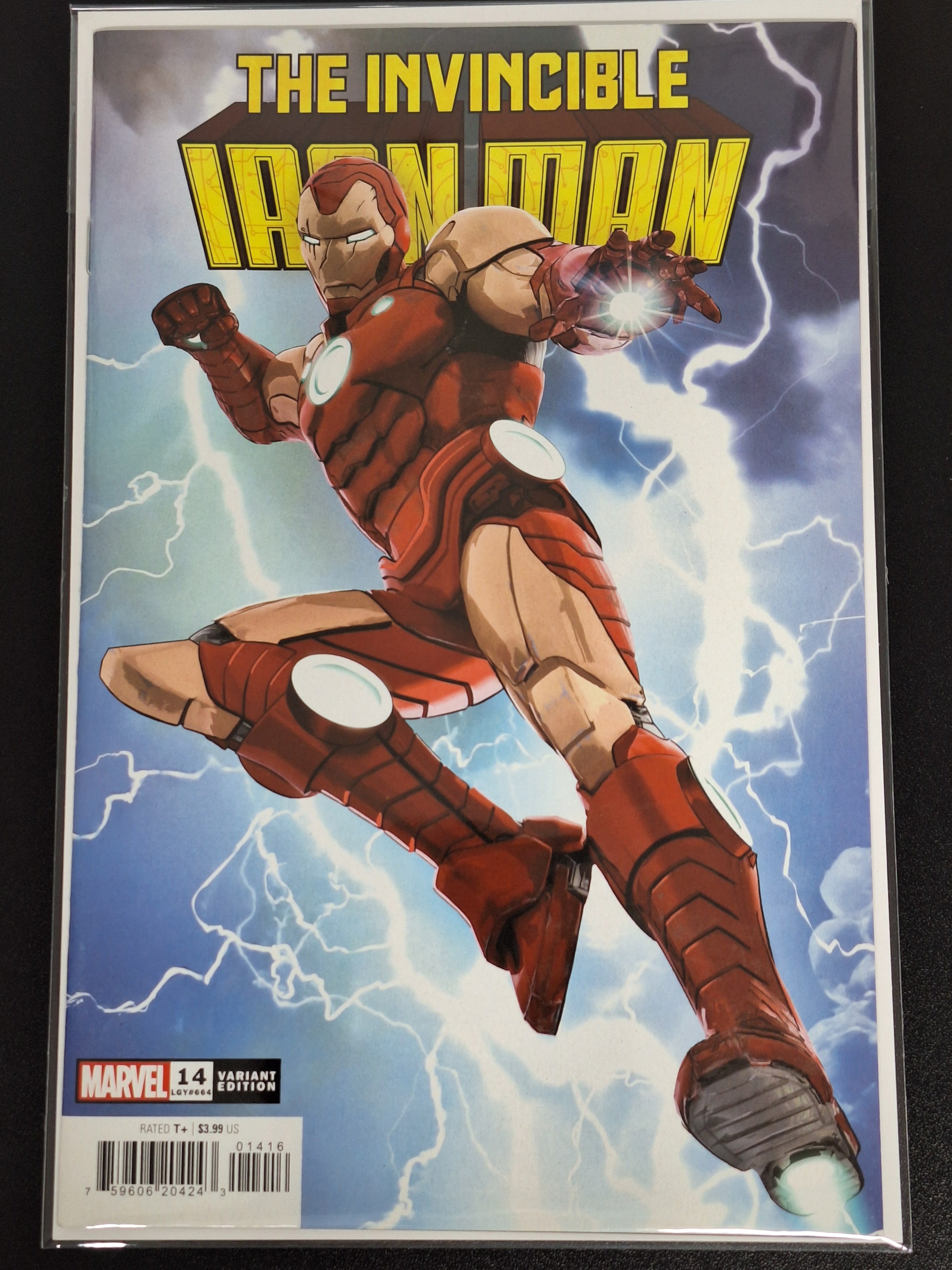 The Invincible Iron Man 14 Marvel 2024 Mike Mayhew 1:25 Variant