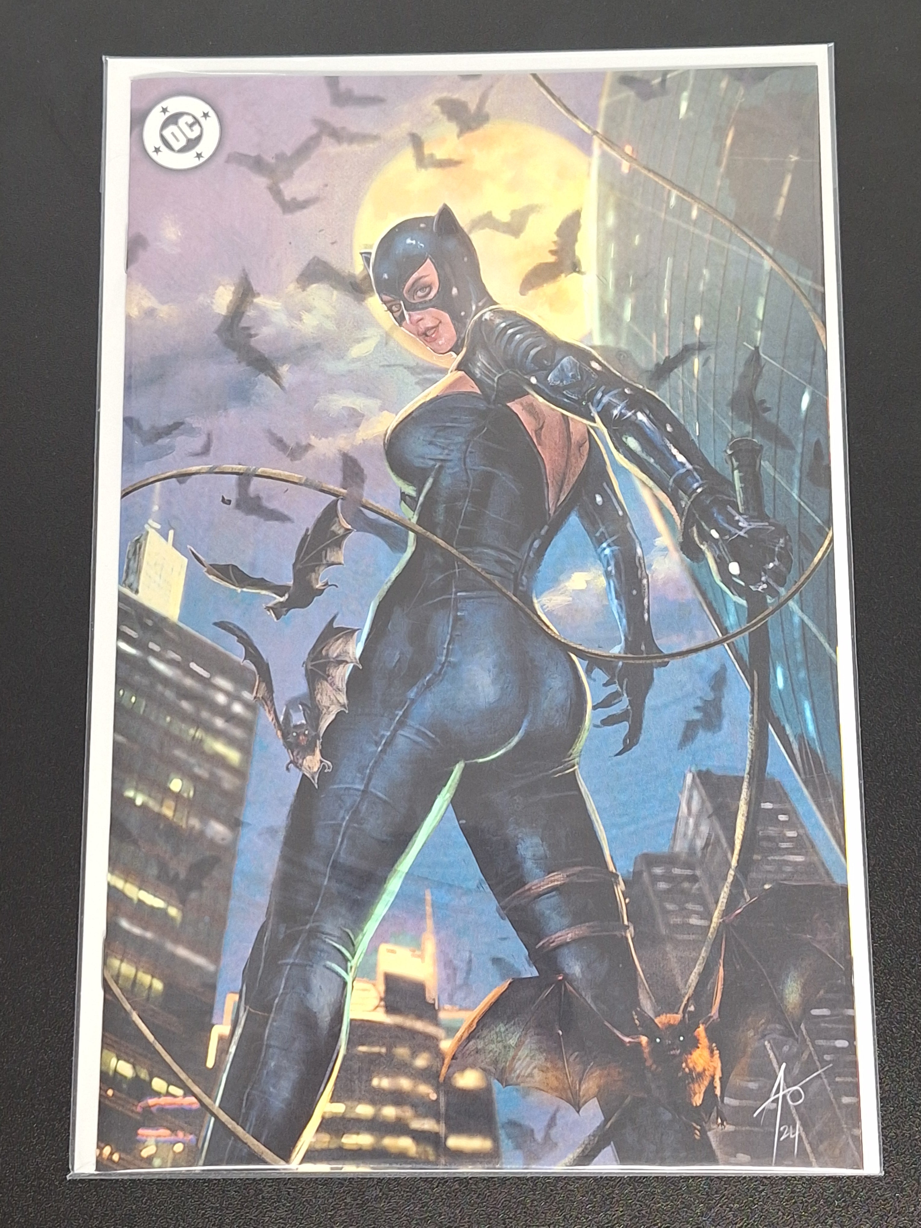 Catwoman 71 - Rudy Ao Virgin Exclusive