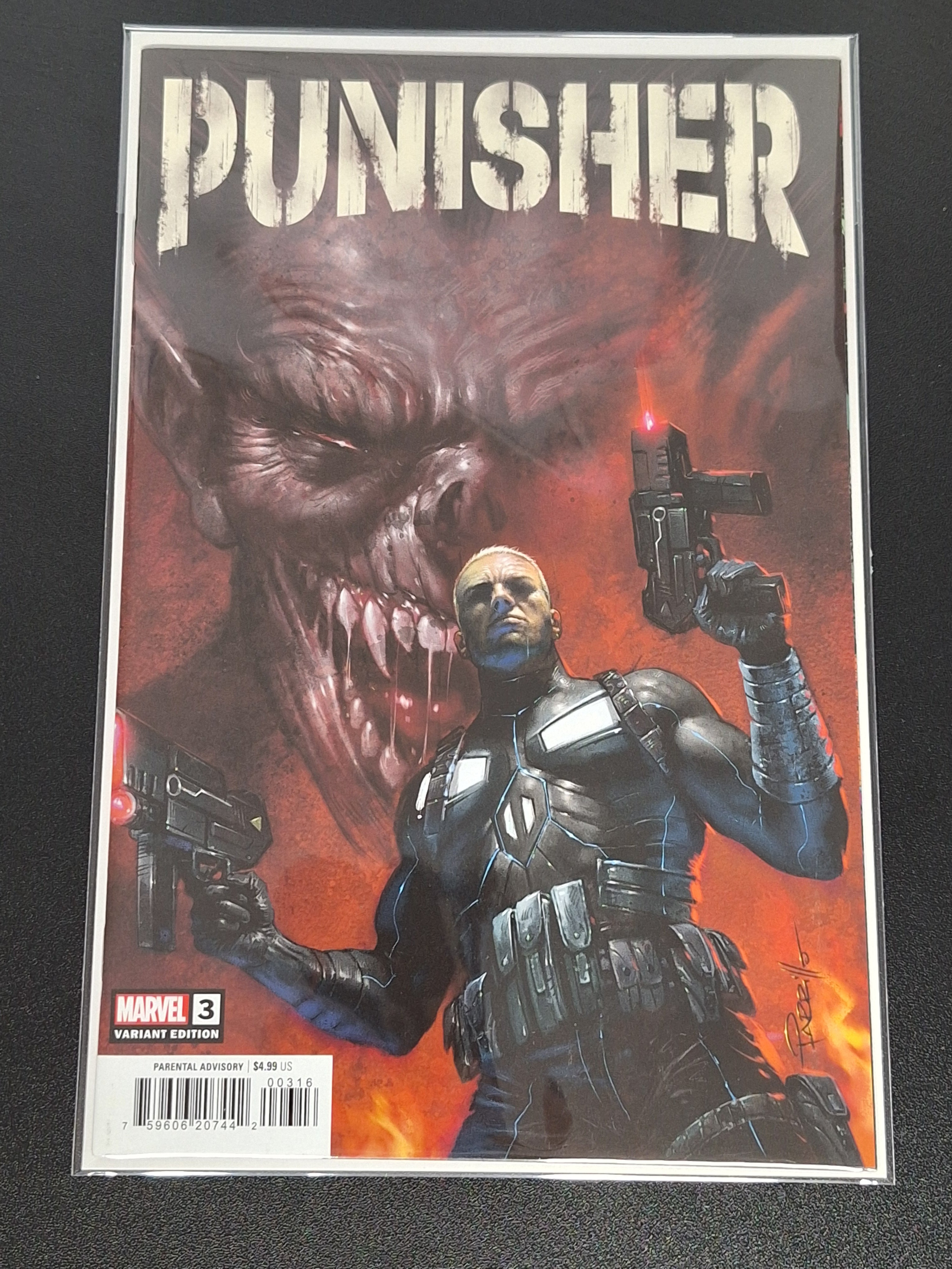 Punisher 3 Marvel 2024 Parrillo 1:25 Variant