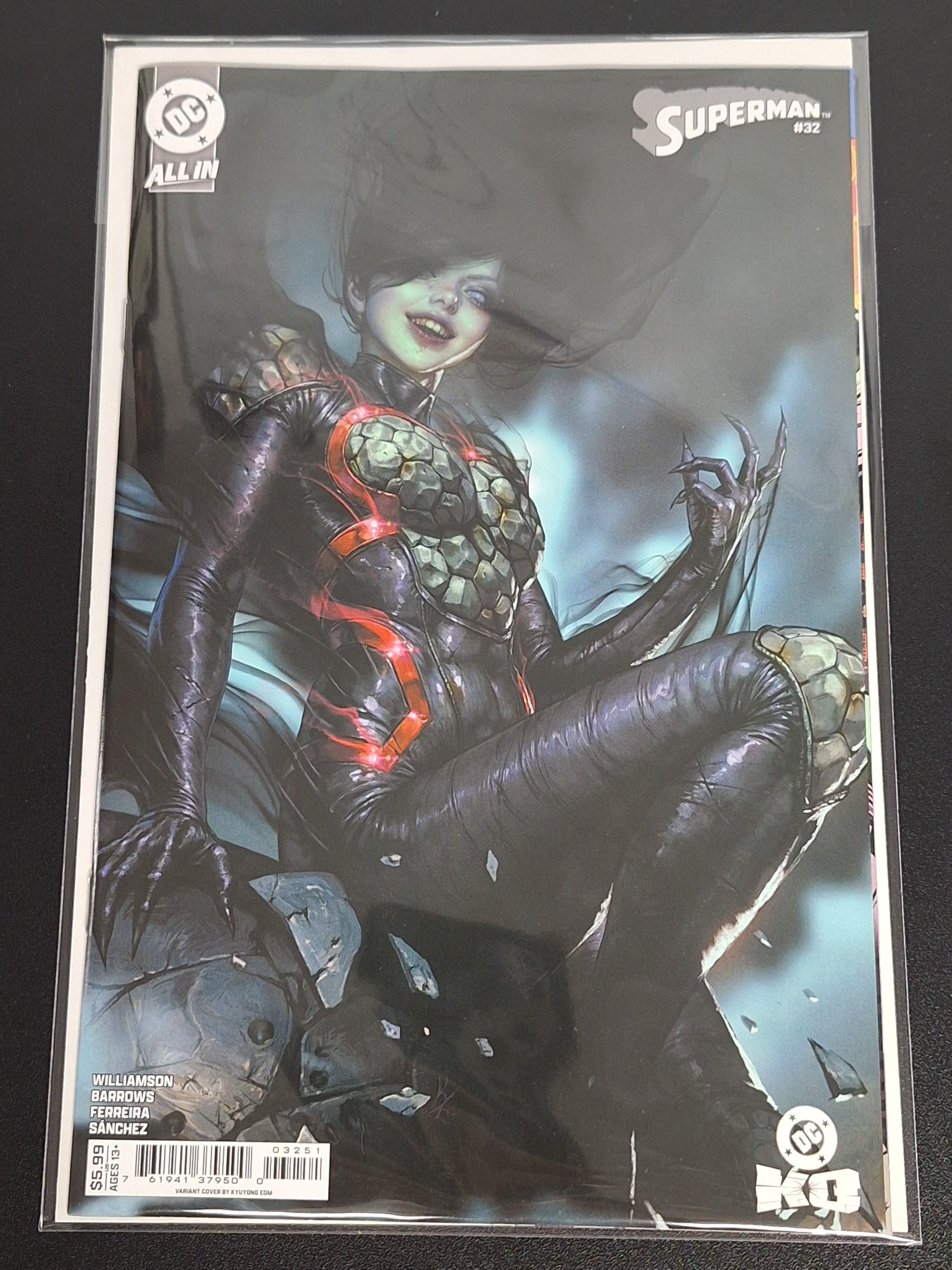 Superman 32 DC 2025 Kyuyong Edm Variant Cover