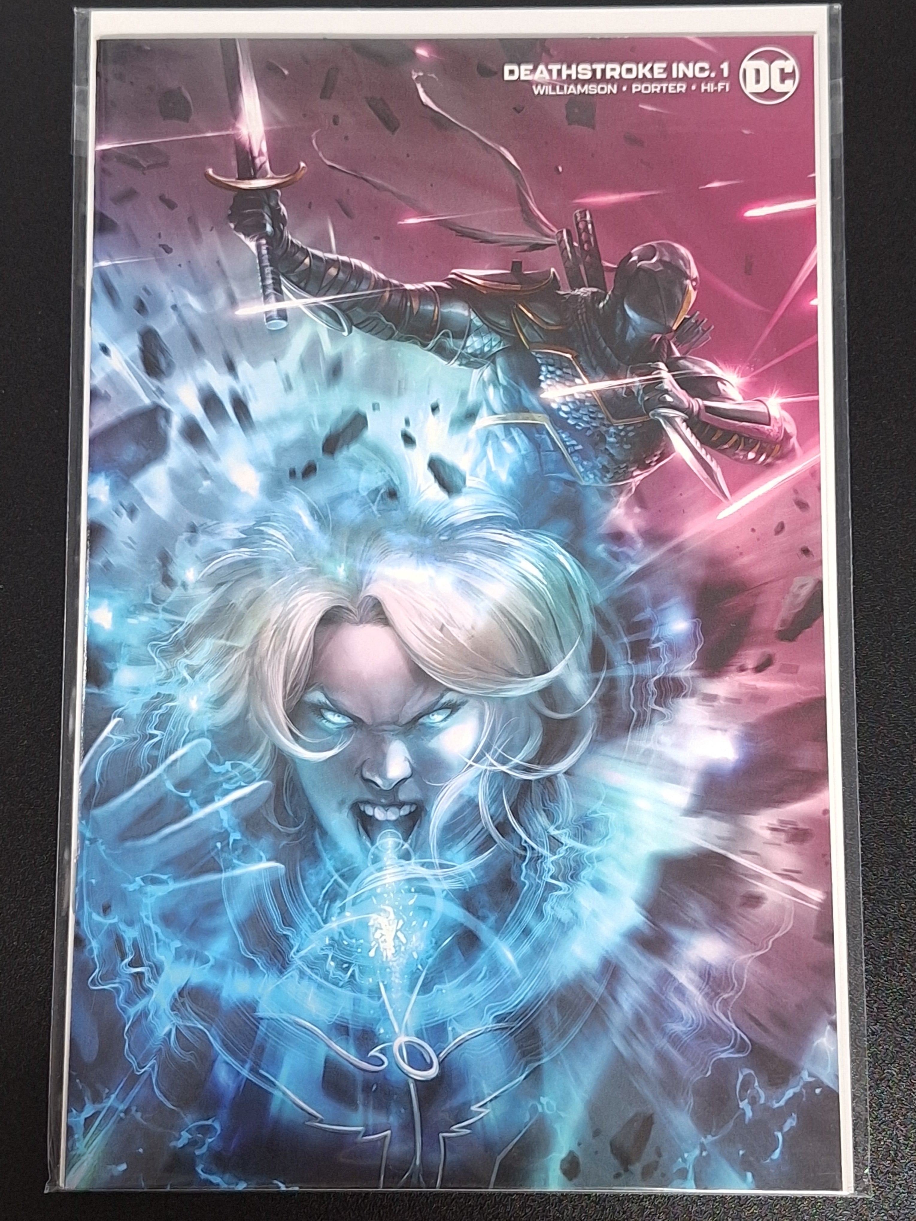 Deathstroke Inc. 1 Francesco Mattina Minimal Trade Dress Exclusive