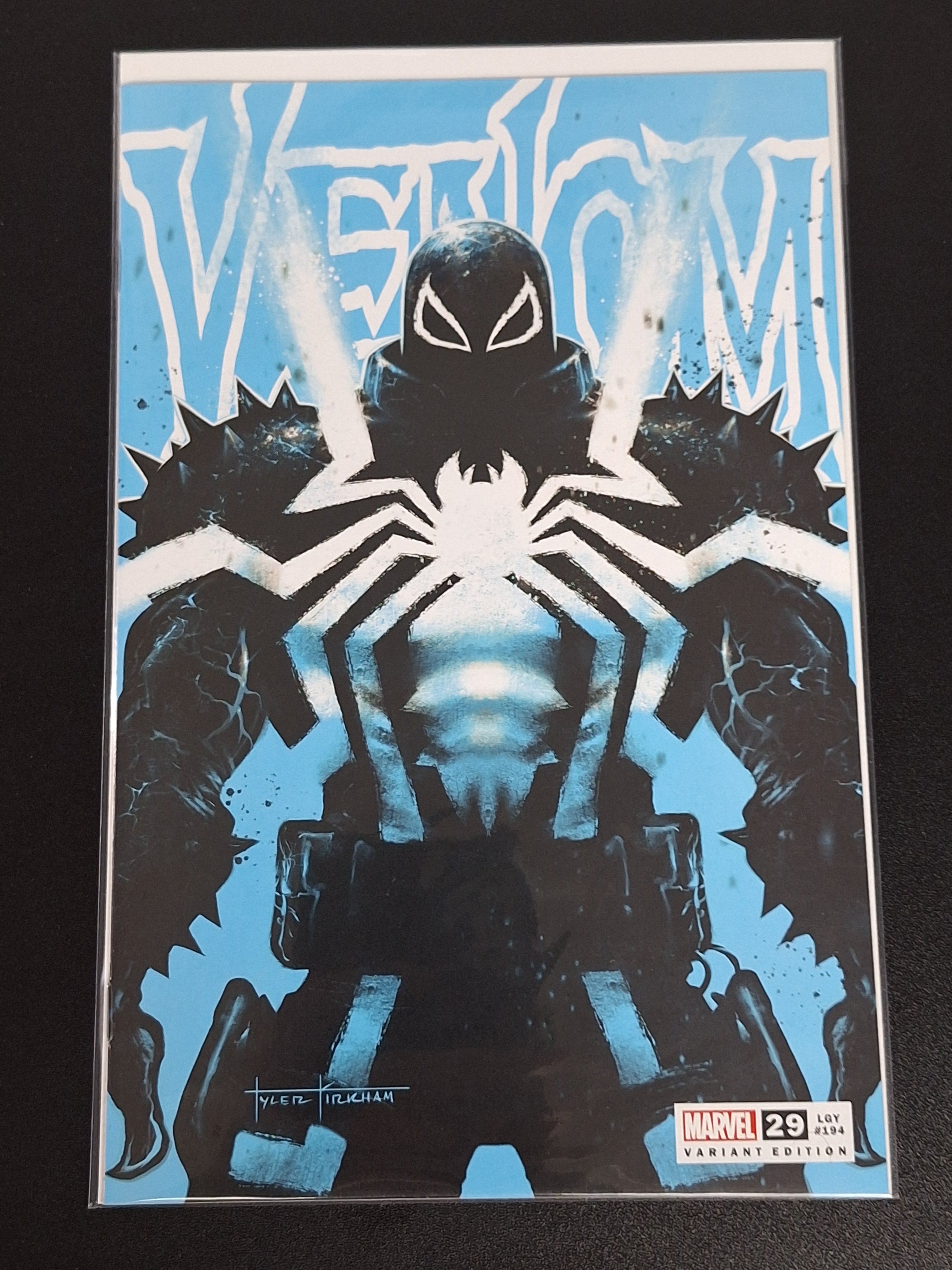 Venom 29 - Tyler Kirkham Exclusive - Limited to 3000 Copies