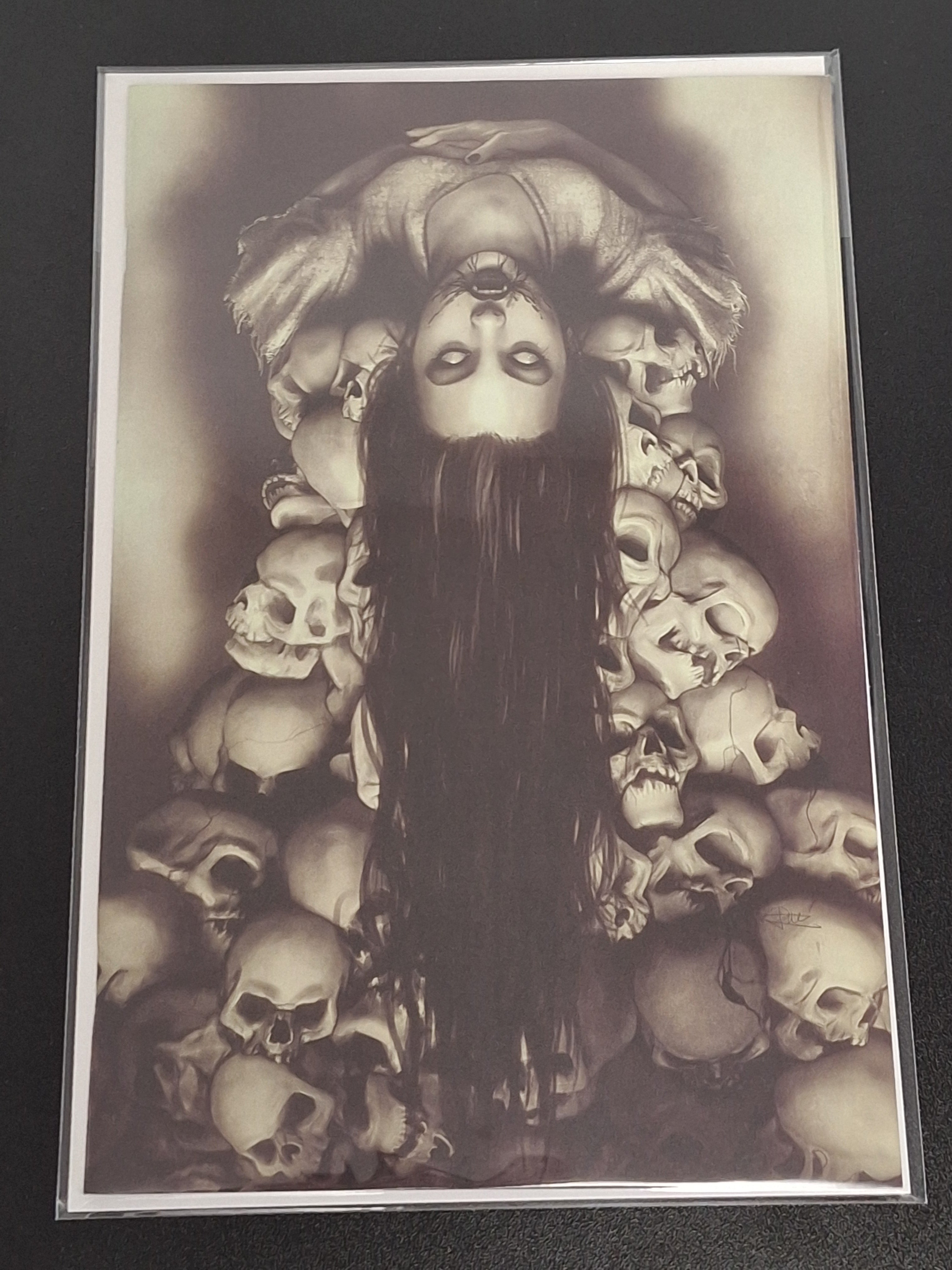 Hello Darkness 10 - Puebla 1:10 Virgin Variant