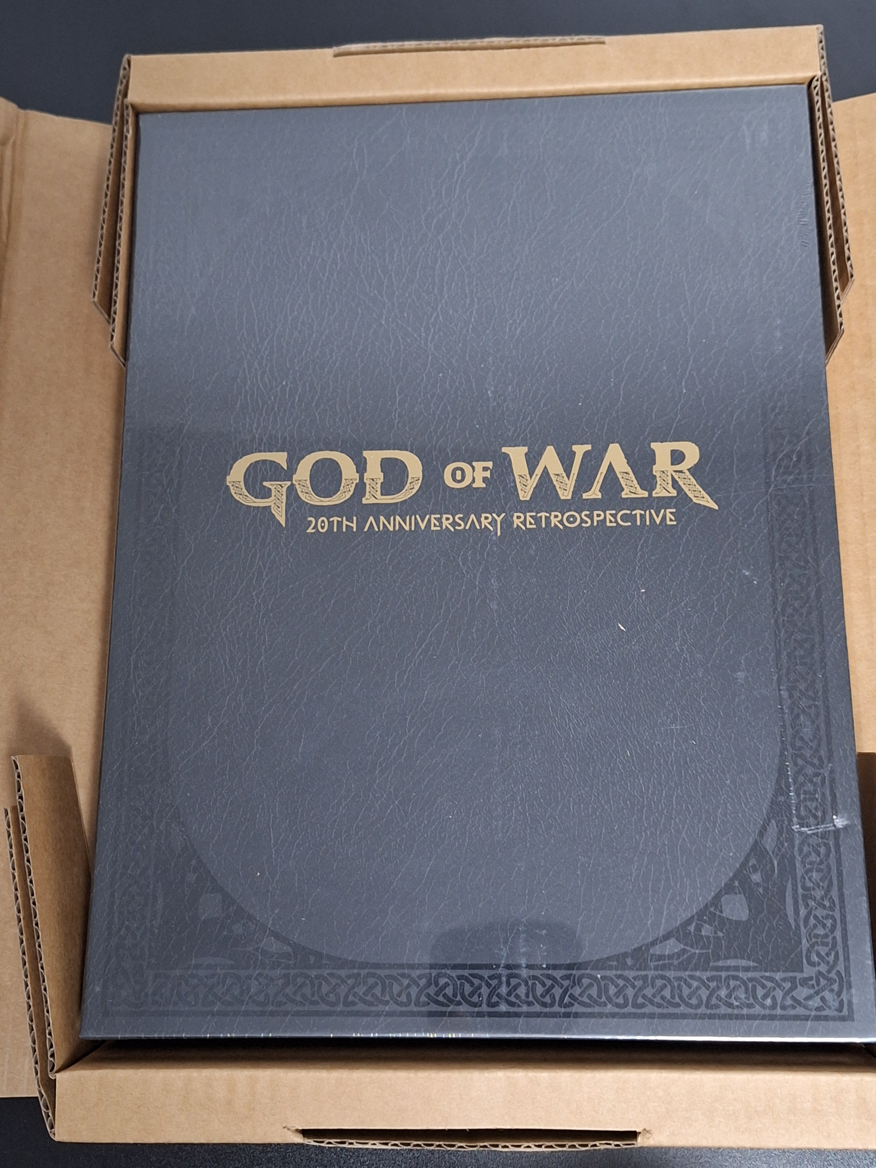 God Of War 20th Anniversary Retrospective Hardcover Slipcase Edition