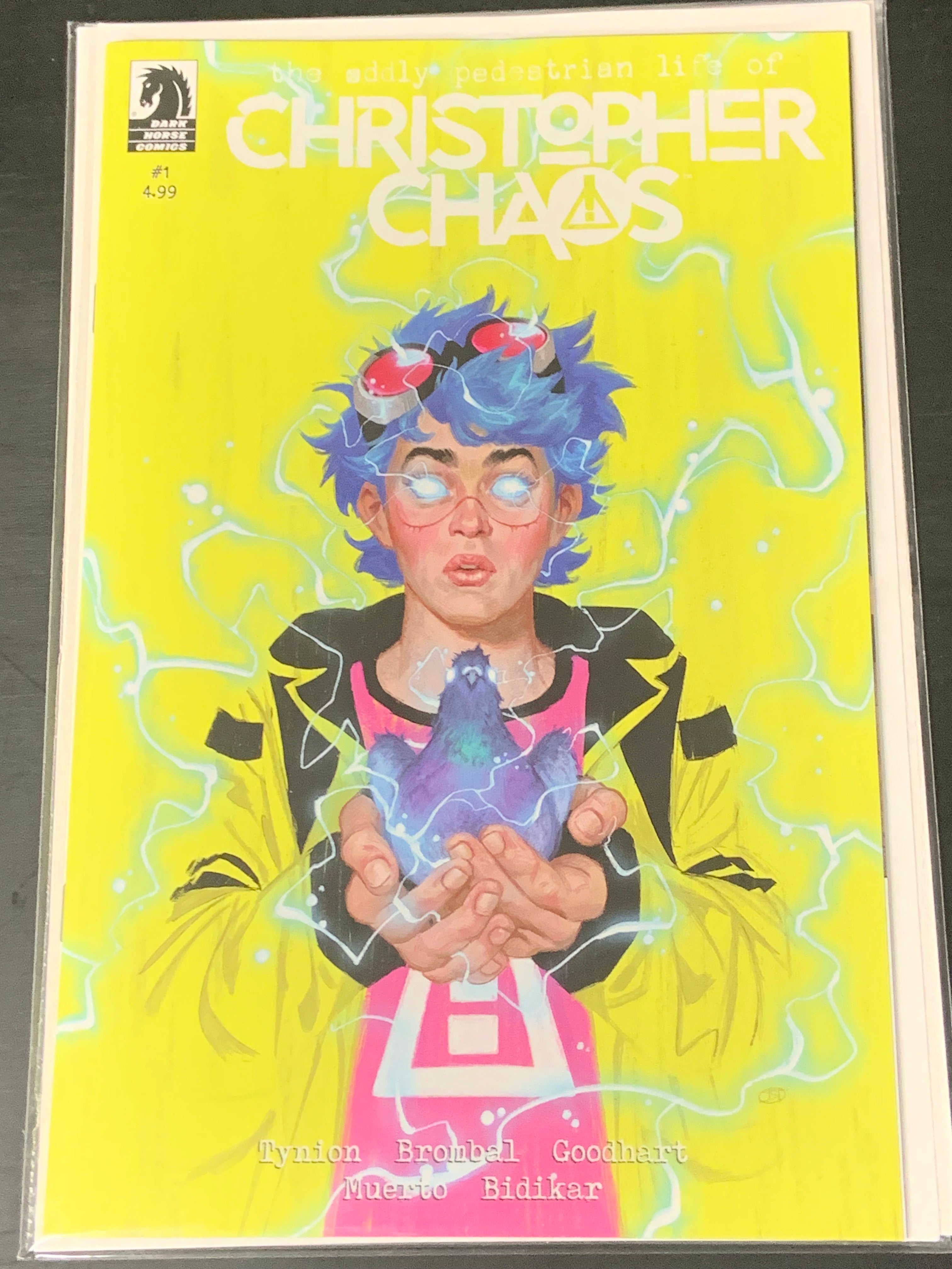 Christopher Chaos 1 Dark Horse 2023 Glow In The Dark 1:25 Variant