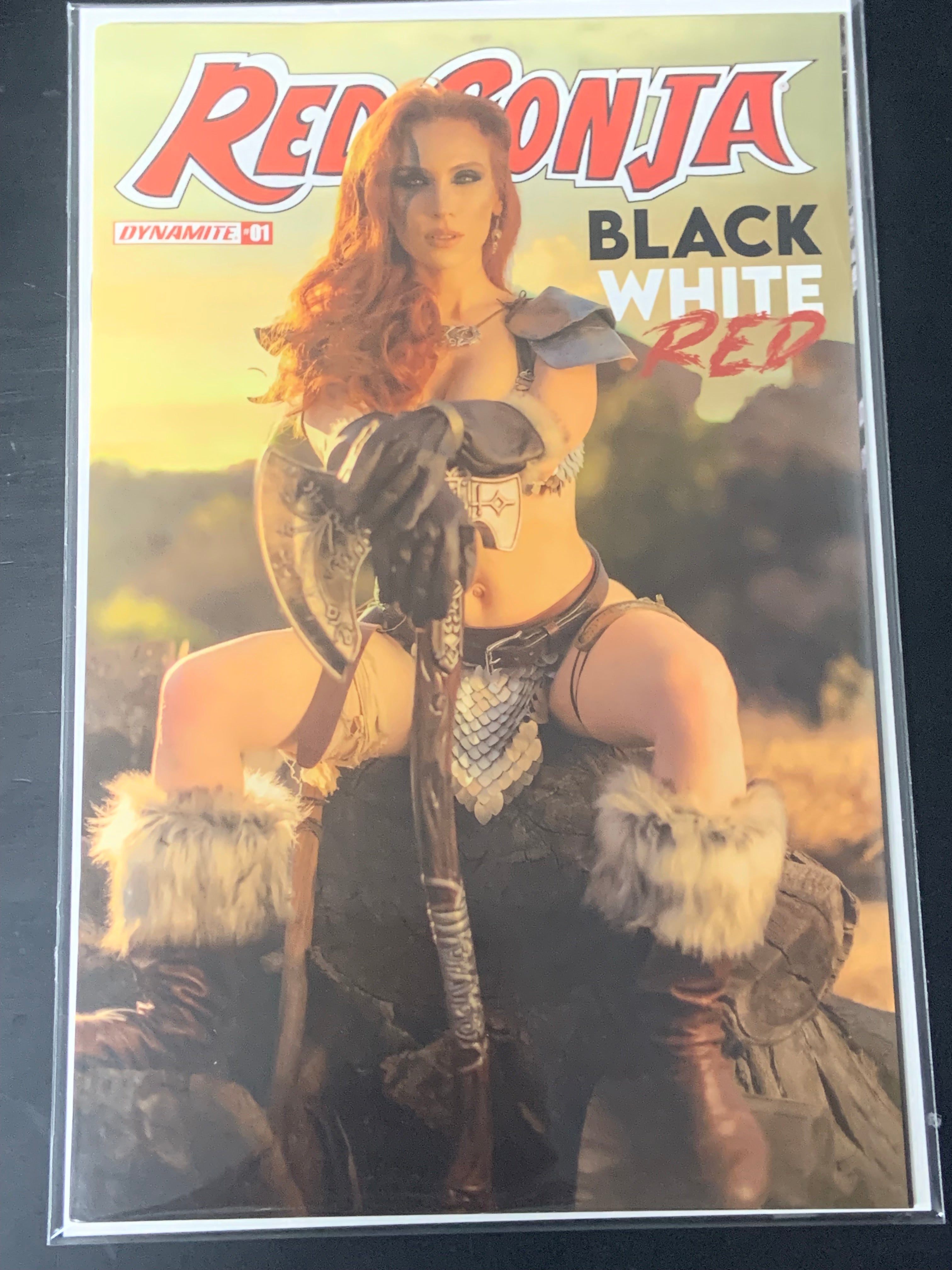 Red Sonja Black White & Red 1 Dynamite 2021 Cosplay Photo Variant
