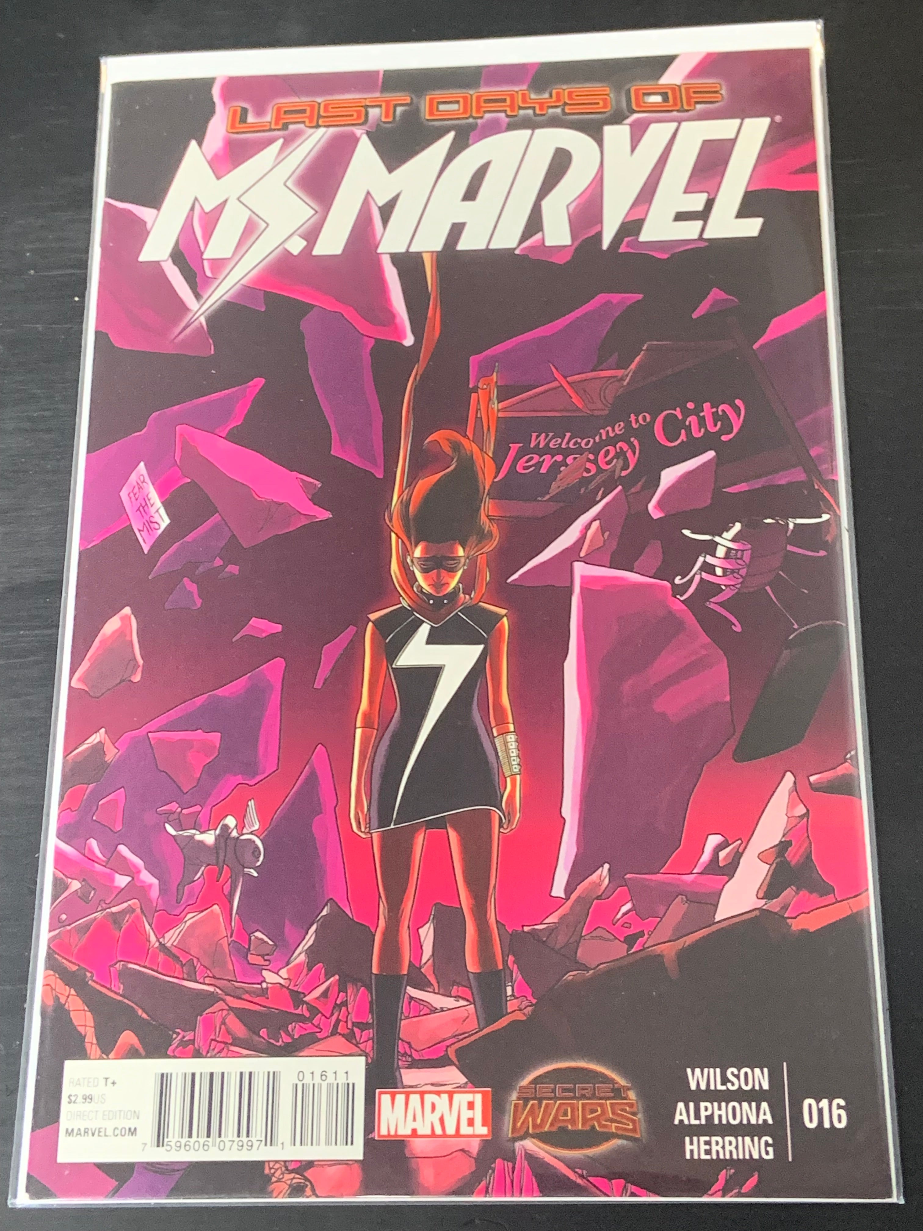 Ms. Marvel 16 2015 1st Meeting between Carol Danvers & Kamala Kahn