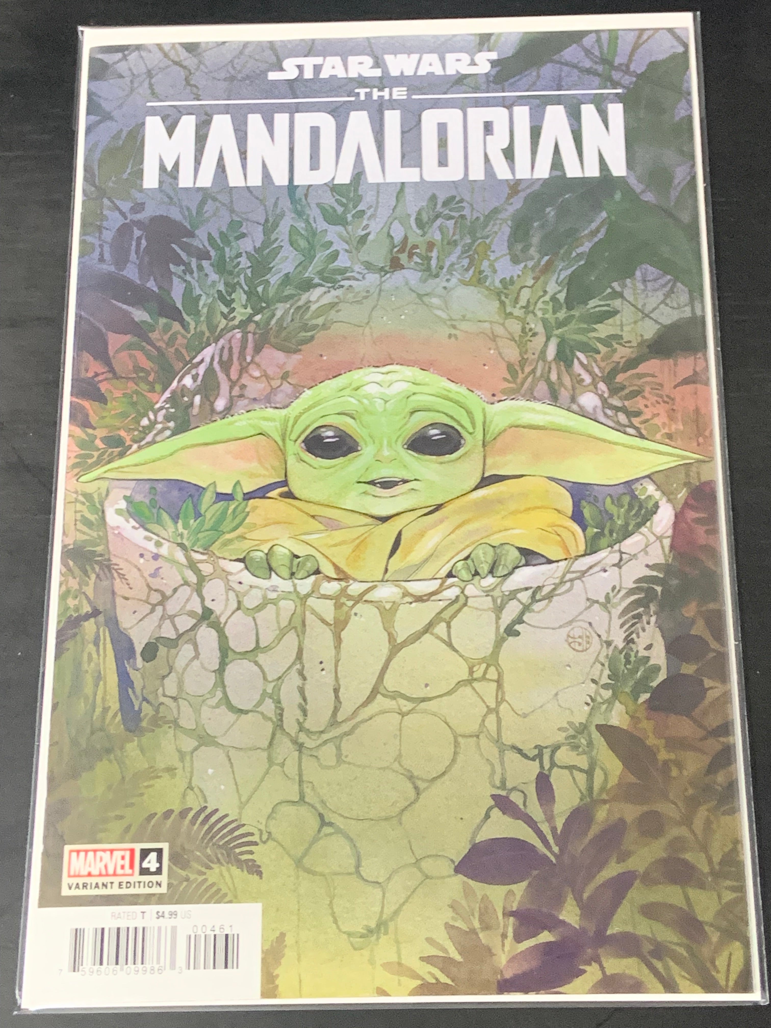 The Mandalorian 4 Marvel 2022 Peach Momoko Variant