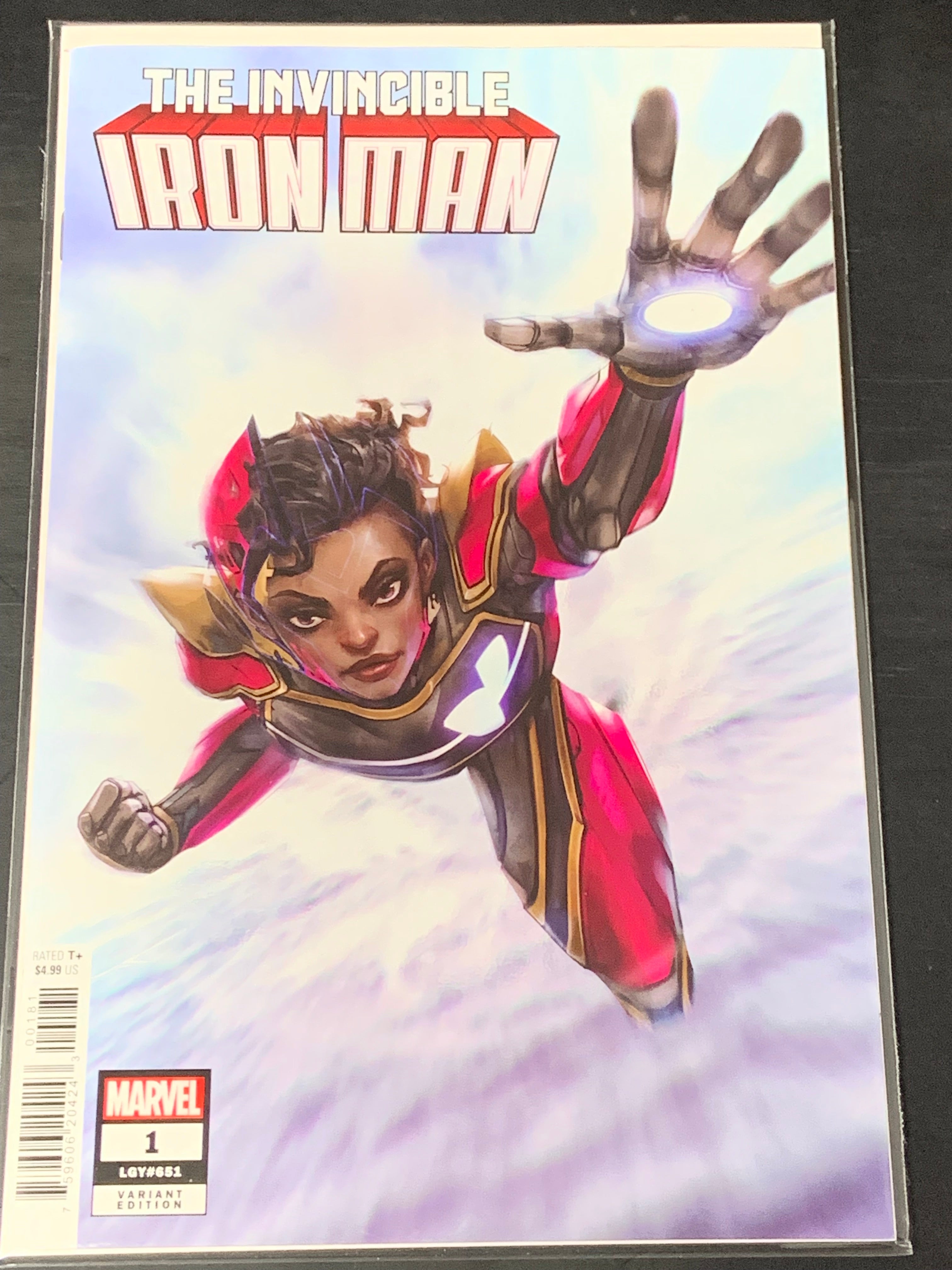 The Invincible Iron Man 1 Marvel 2022 Ivan Tao Variant