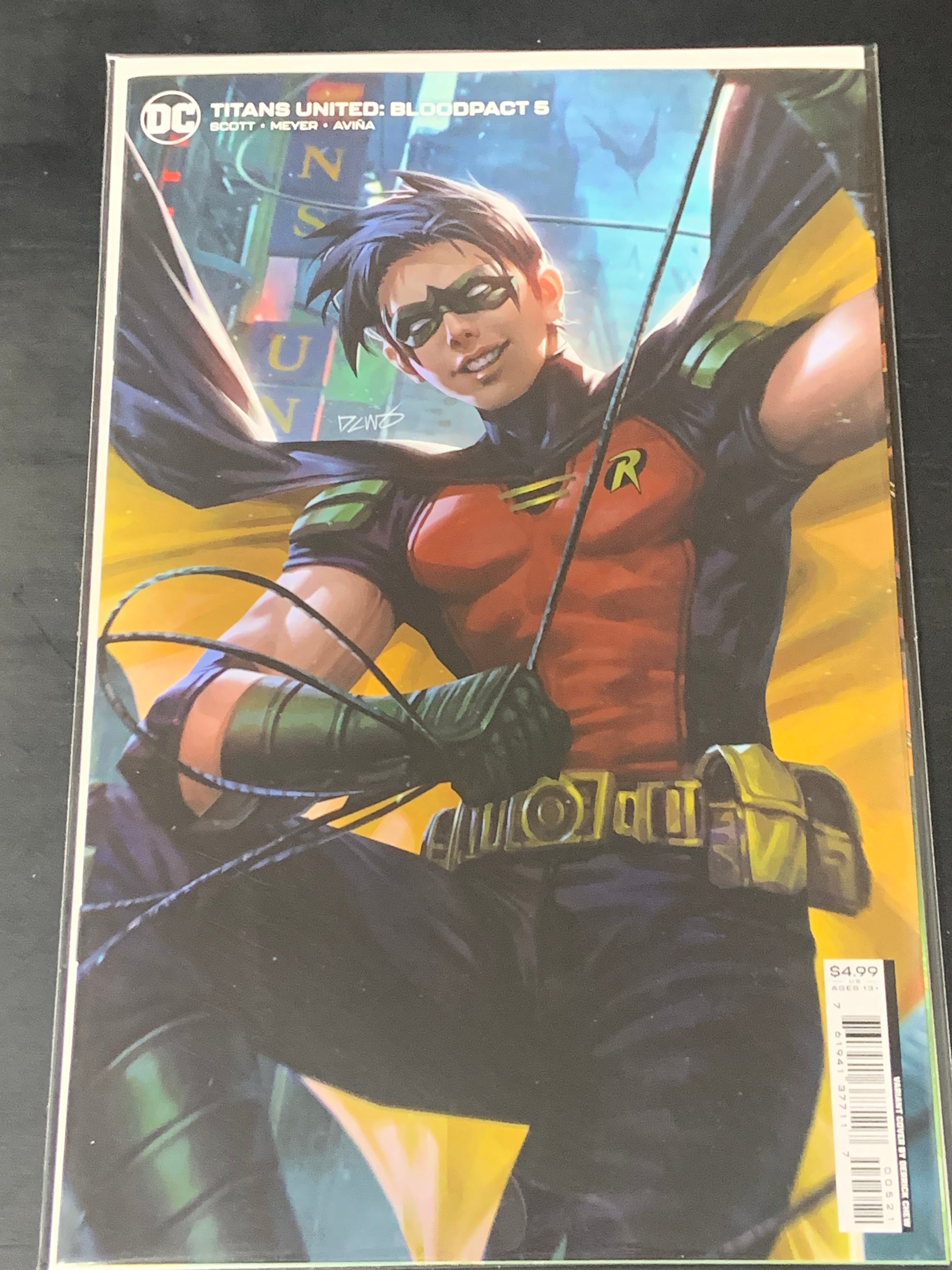 Titans United : Bloodpact 5 DC 2023 Derrick Chew Variant