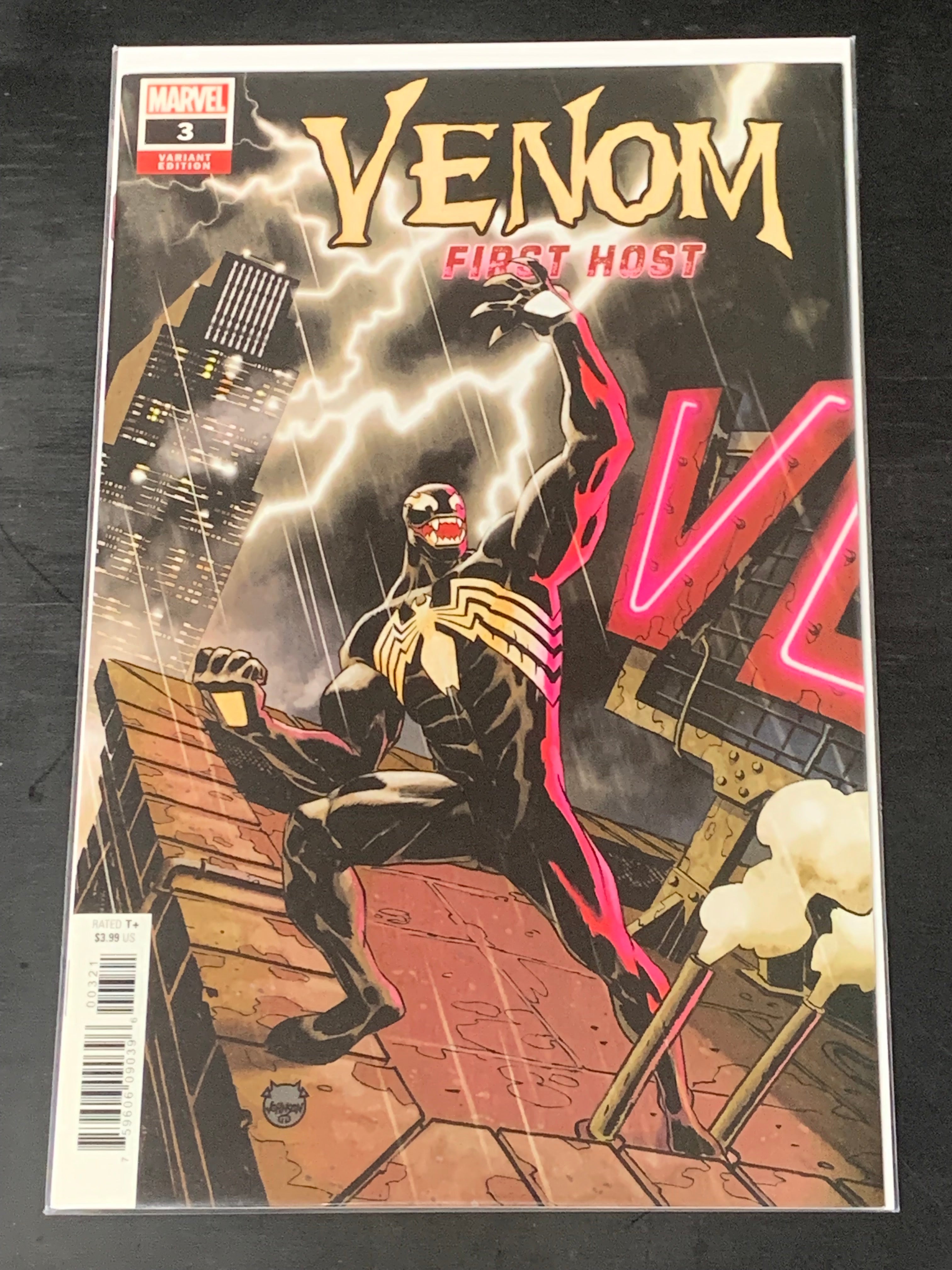 Venom First Host 3 Dave Johnson Variant - 1st App of the Sleeper Symbiote