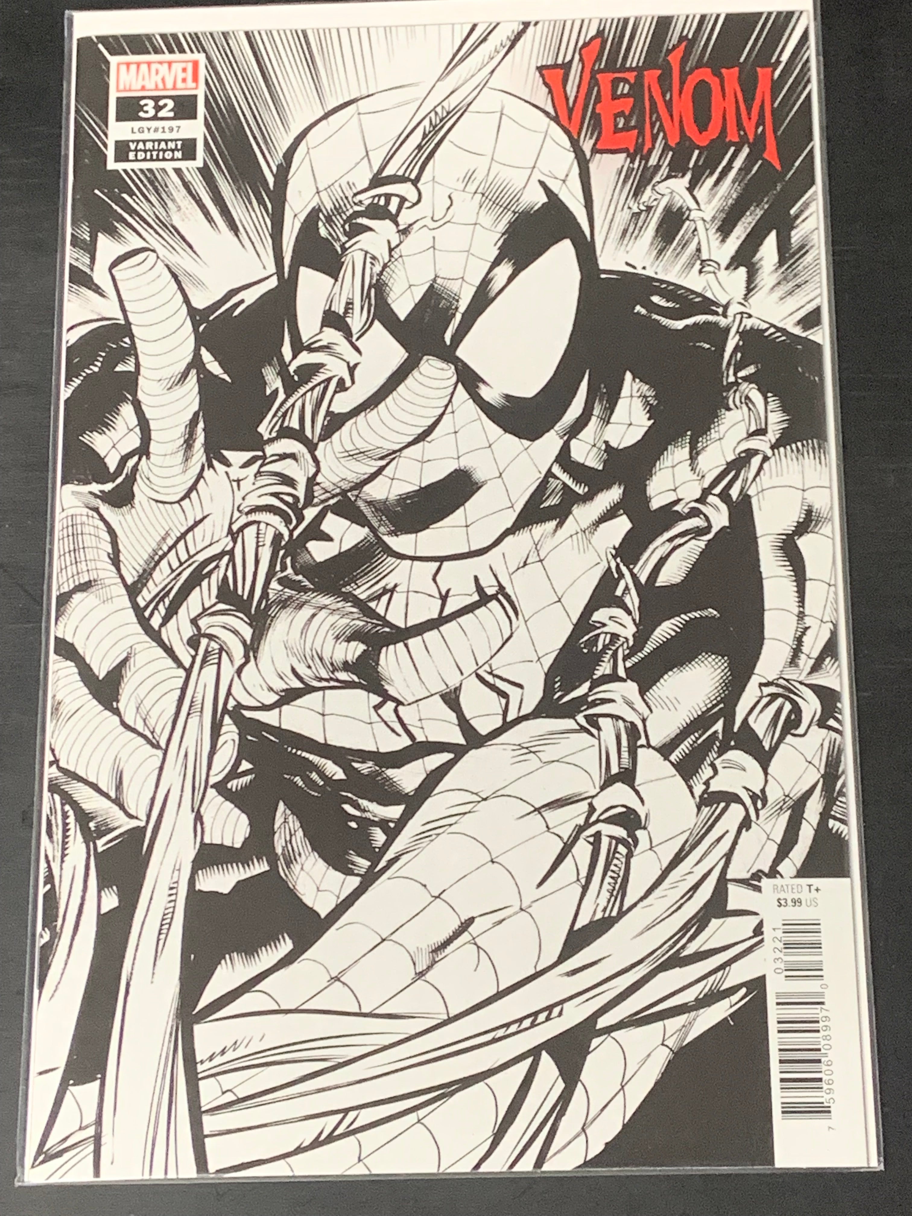 Venom 32 Scarce 1:100 Variant
