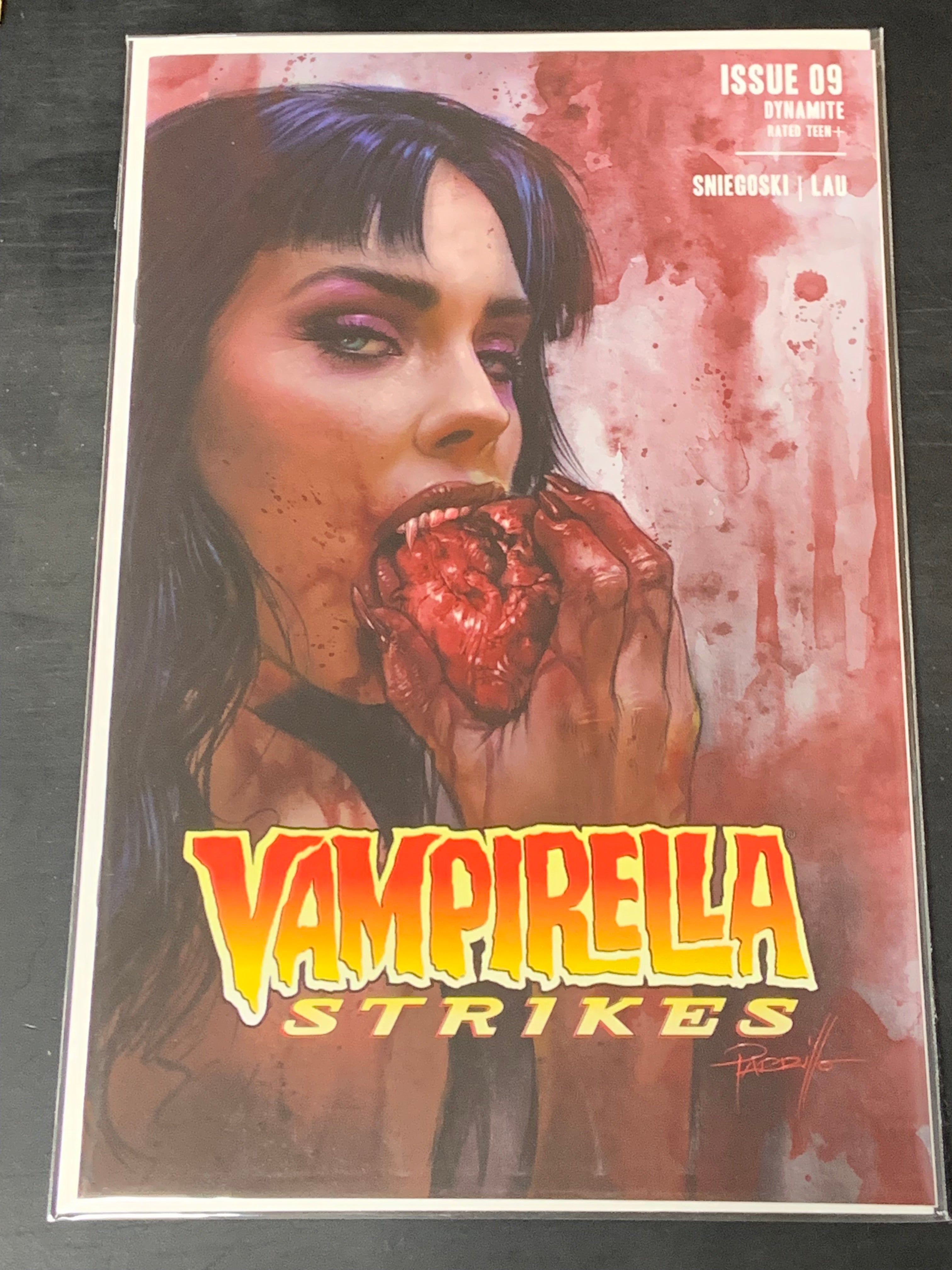 Vampirella Strikes 9 Dynamite 2023 Parrillo Cover