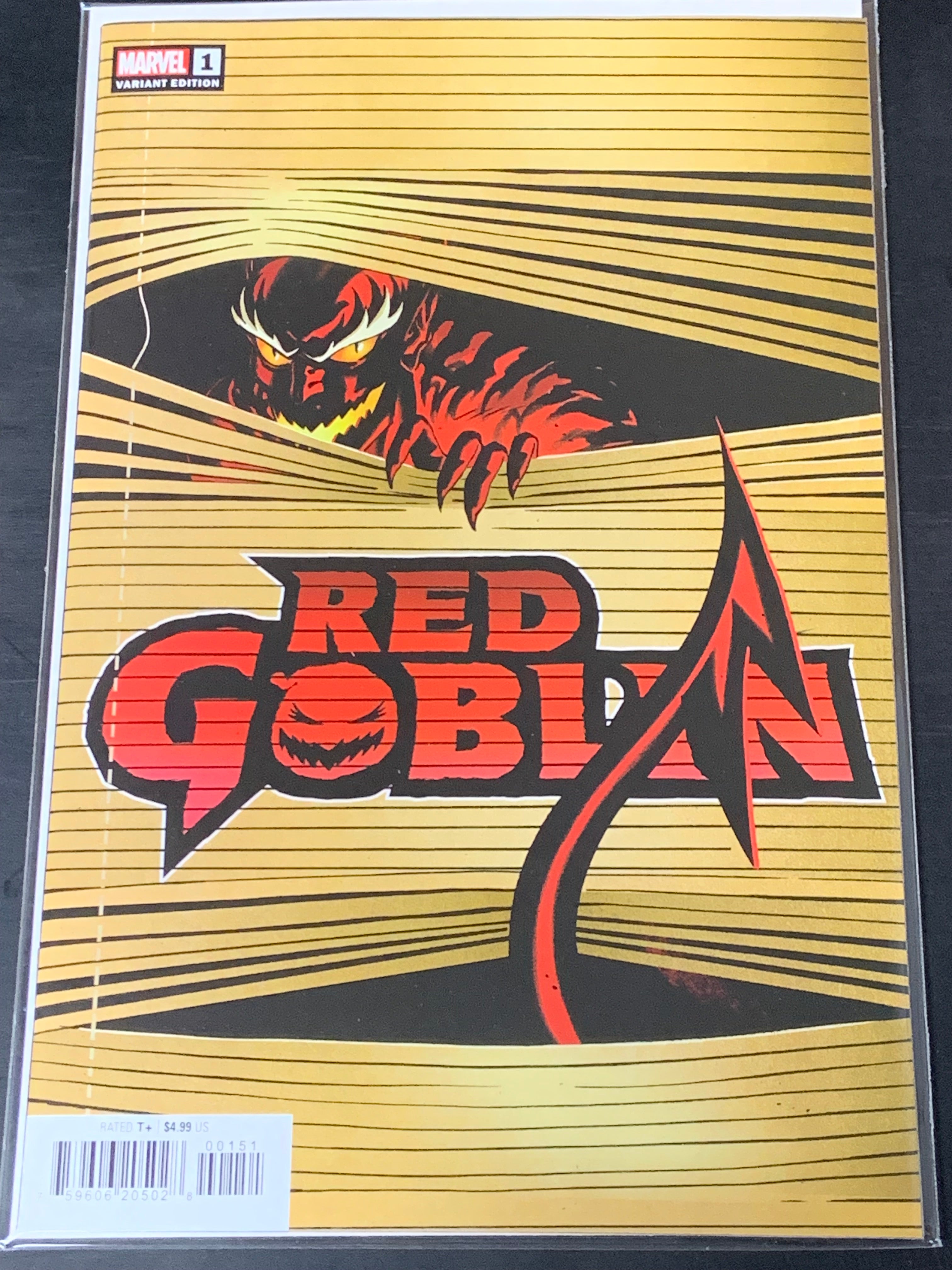Red Goblin 1 Marvel 2023 Shades Variant