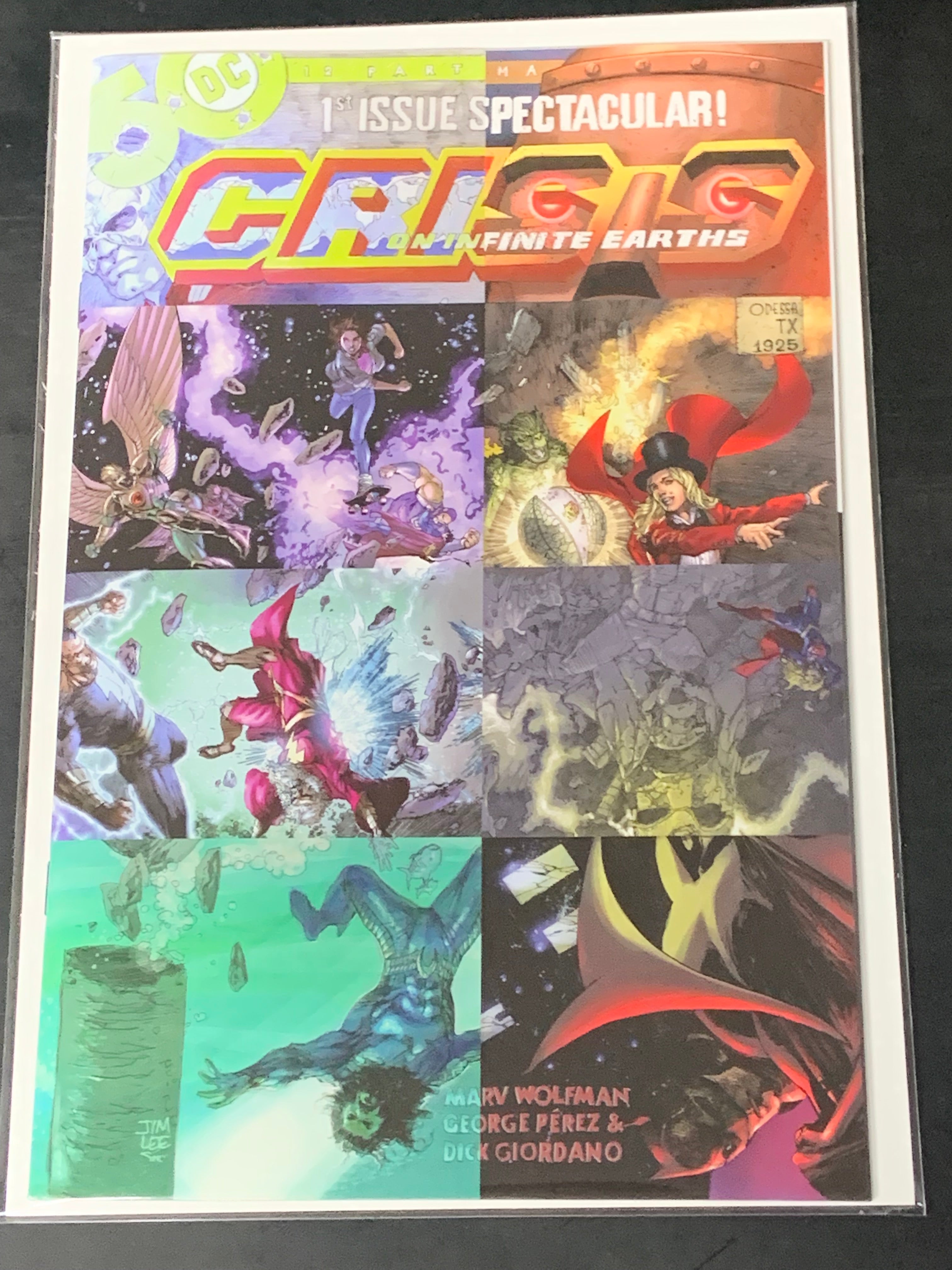Dark Crisis 1 on Infinite Earths DC 2022 Jim Lee Homage Variant