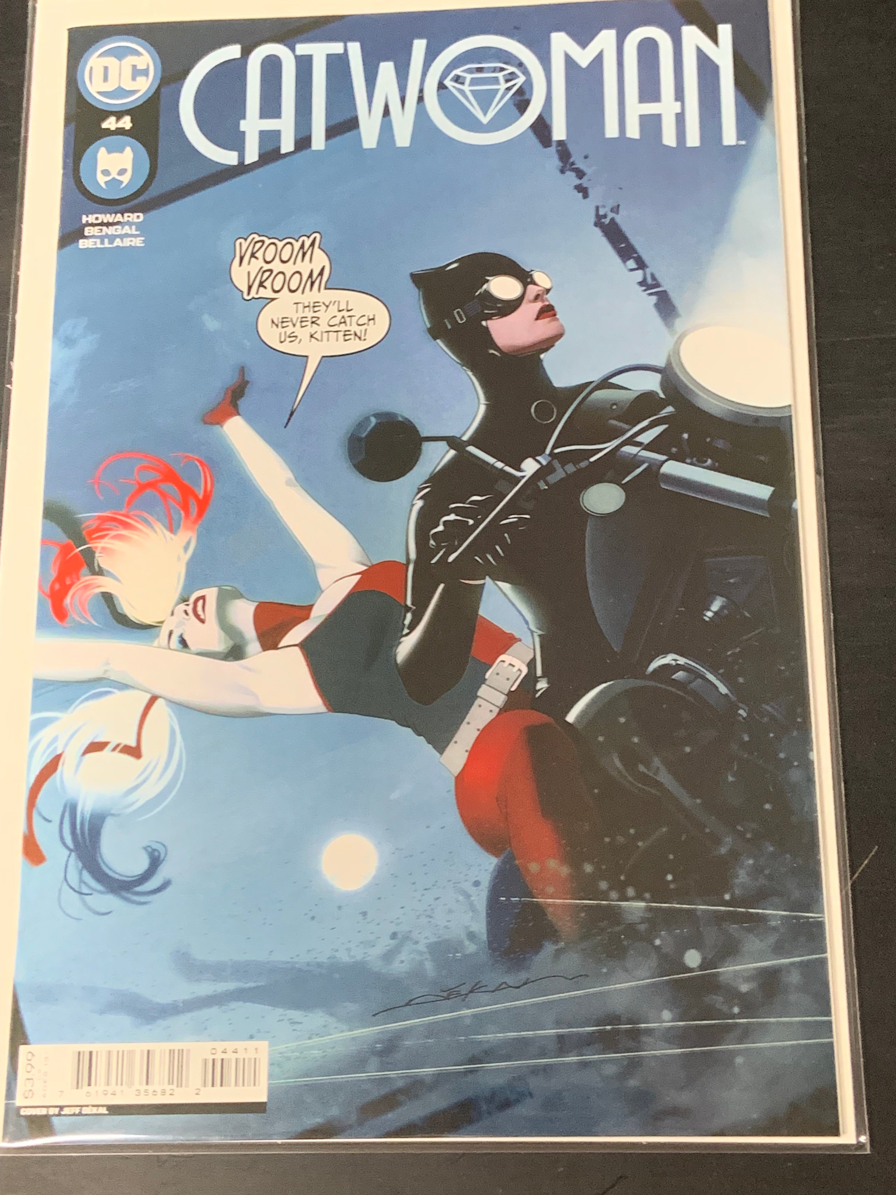 Catwoman 44 DC 2022 1st App of Red Claw