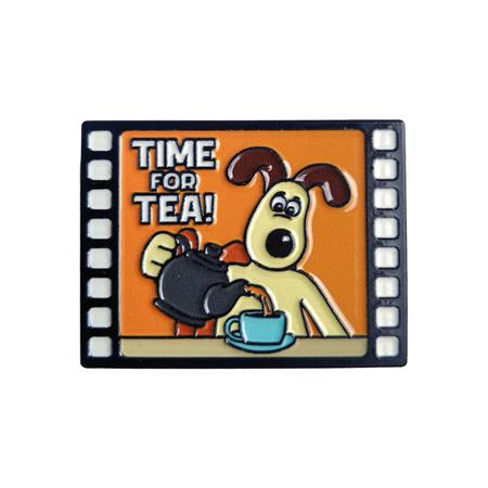 WALLACE & GROMIT GROMIT ENAMEL PIN BADGE 9/16/2026