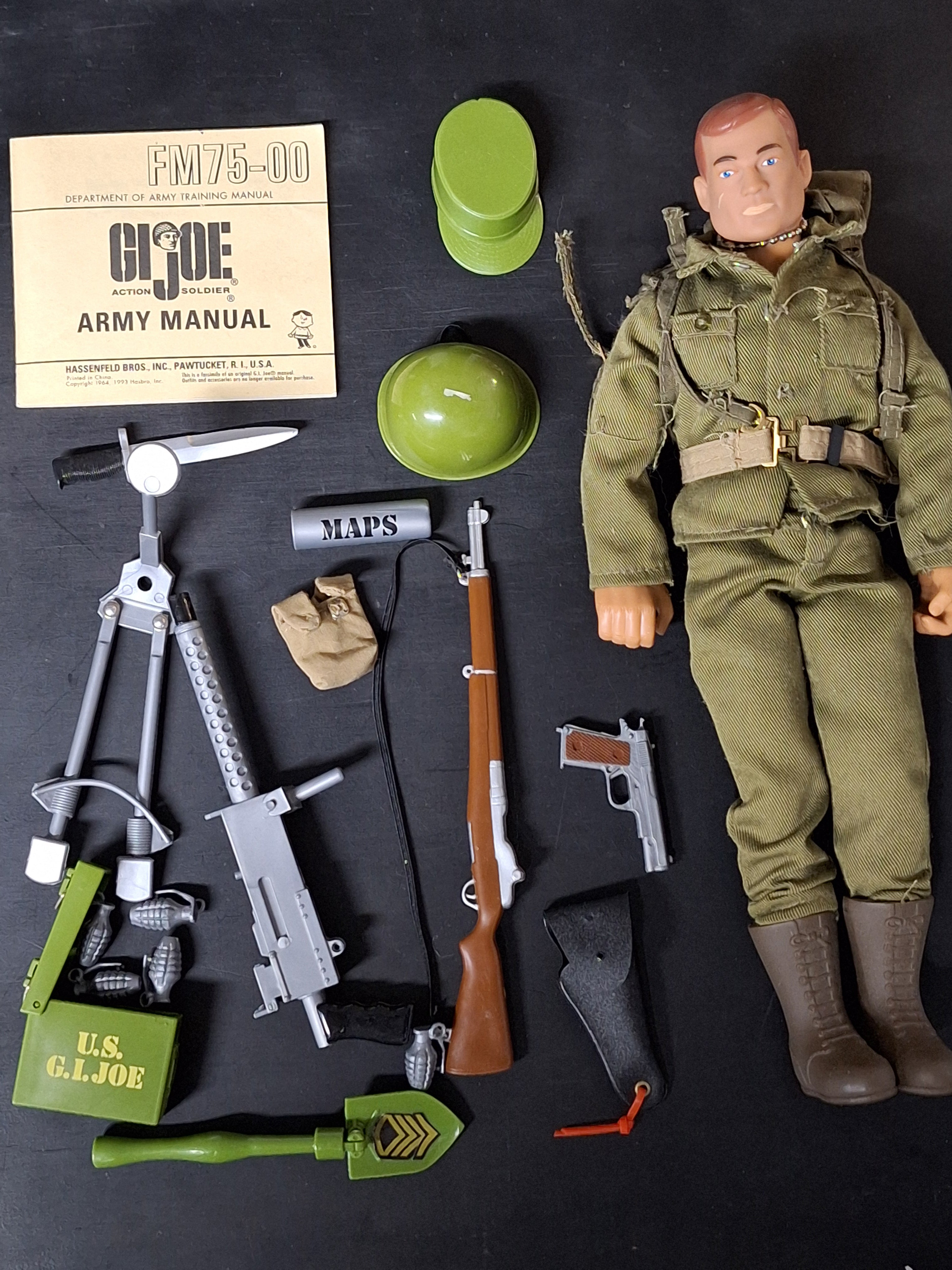 Vintage 1993 Hasbro GI Joe Action Soldier Movable Fighting Man
