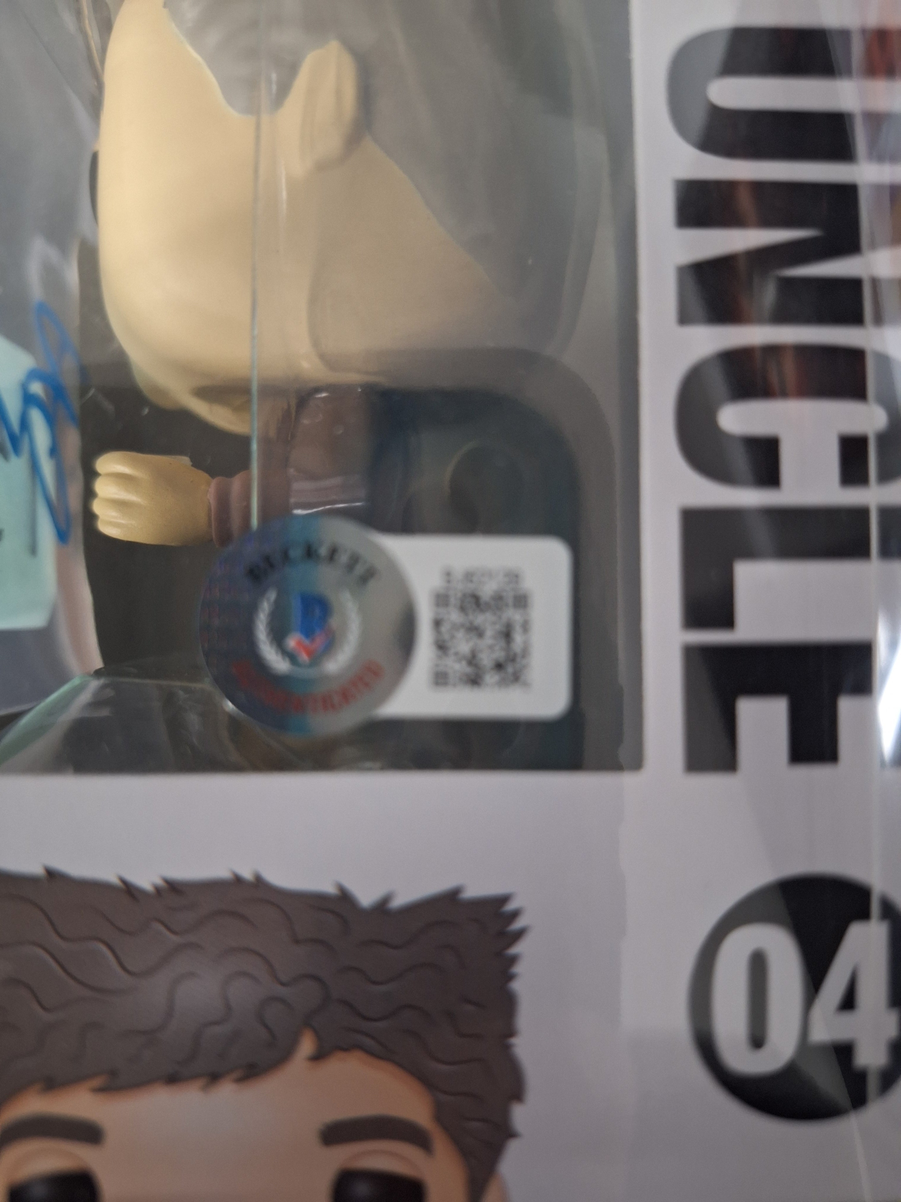 Funko POP! - Drunk Uncle #04 - Autographed Bobby Moynihan - Beckett Auto