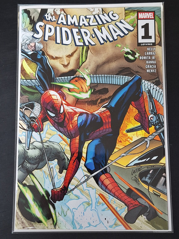Amazing Spider-Man 1 Marvel 2025 Pepe Larraz Wraparound Cover A
