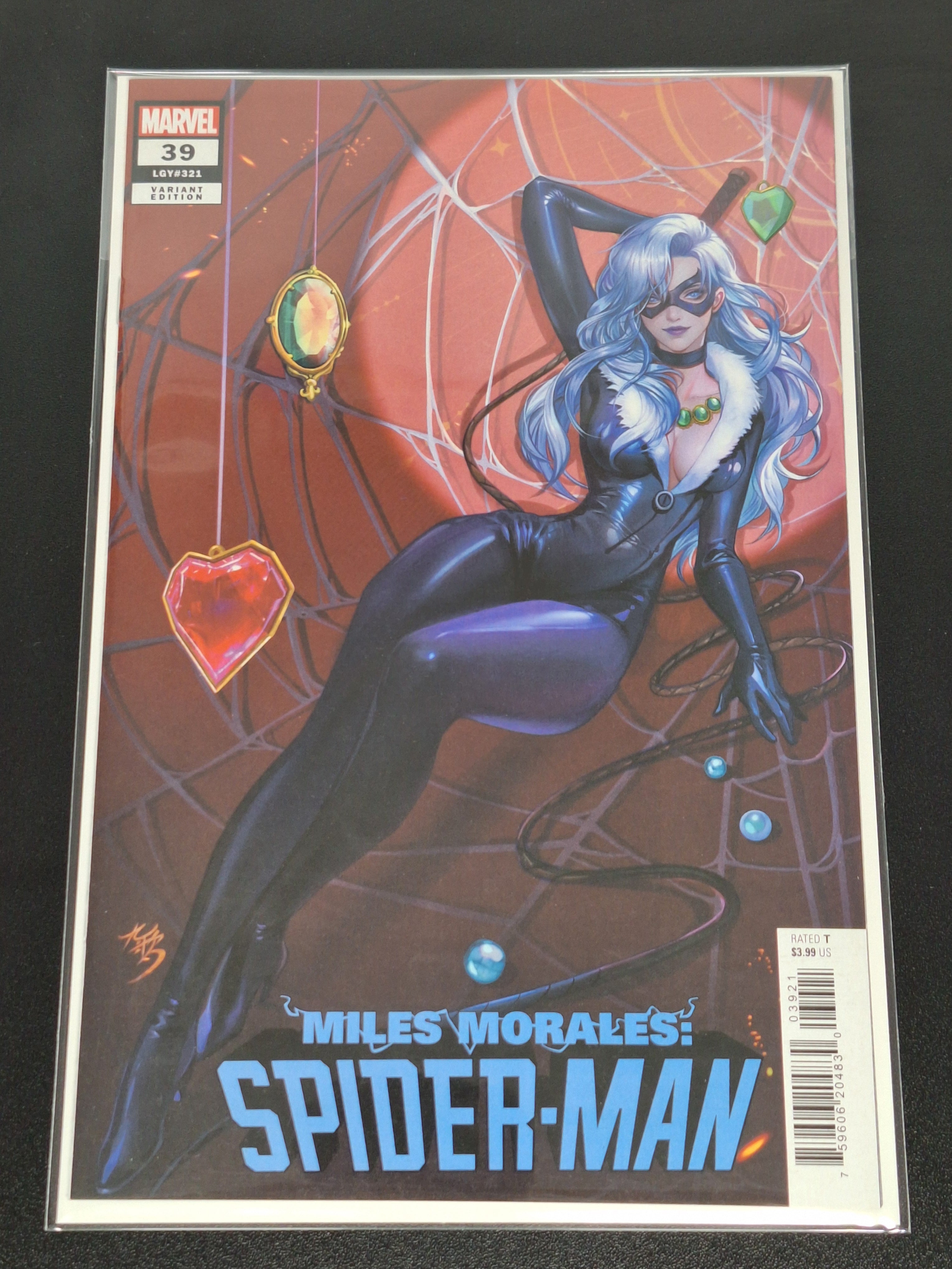 Miles Morales: Spider-Man 39 Marvel 2025 Fanyang Black Cat Variant