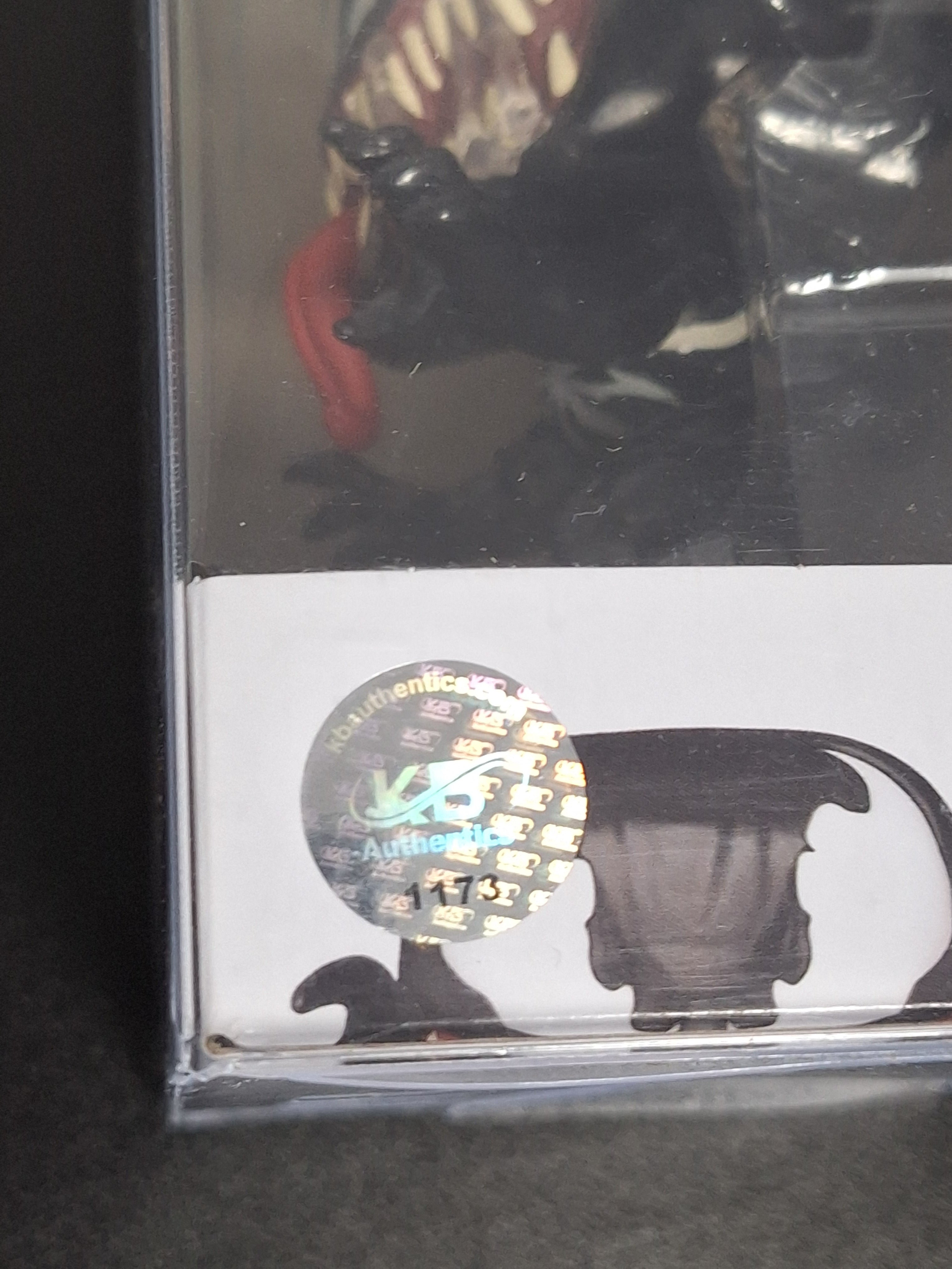 Funko POP! - Spider-Man 2 Gamerverse Venom 972 - Signed By Tom Hardy - KBA Auto