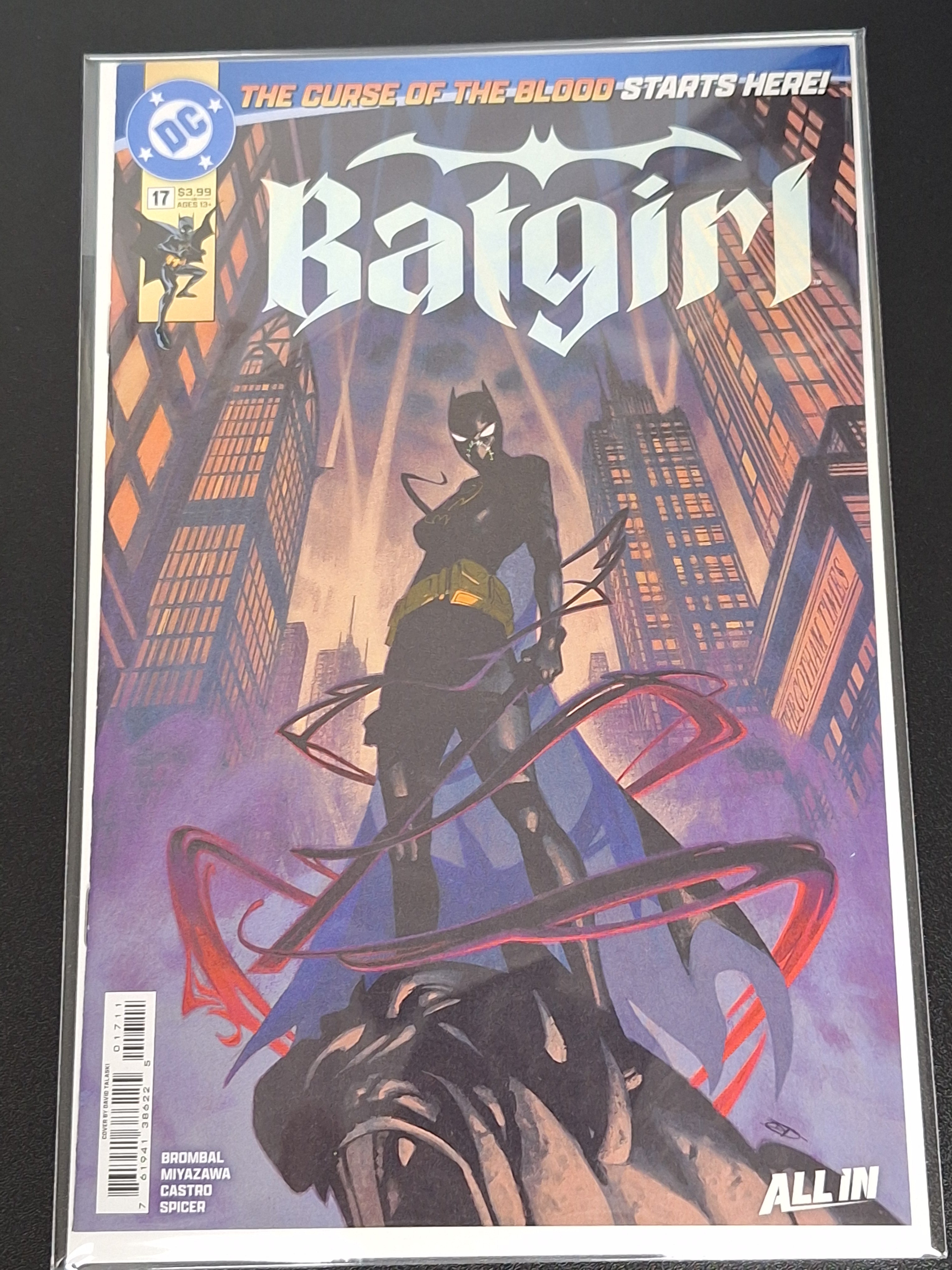 Batgirl 17 Cover A David Talaski