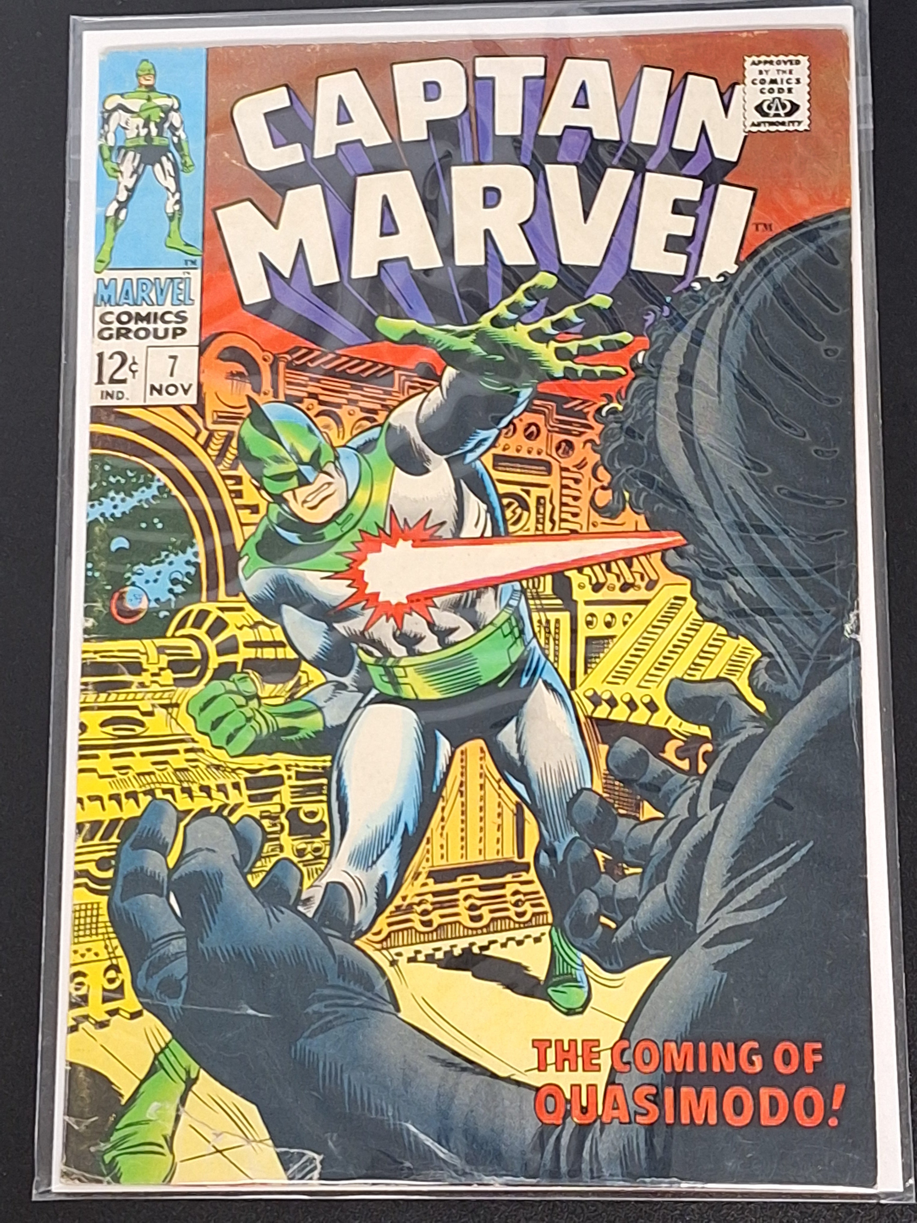 Captain Marvel 7 Marvel 1968 Silver Age Classic vs Quasimodo