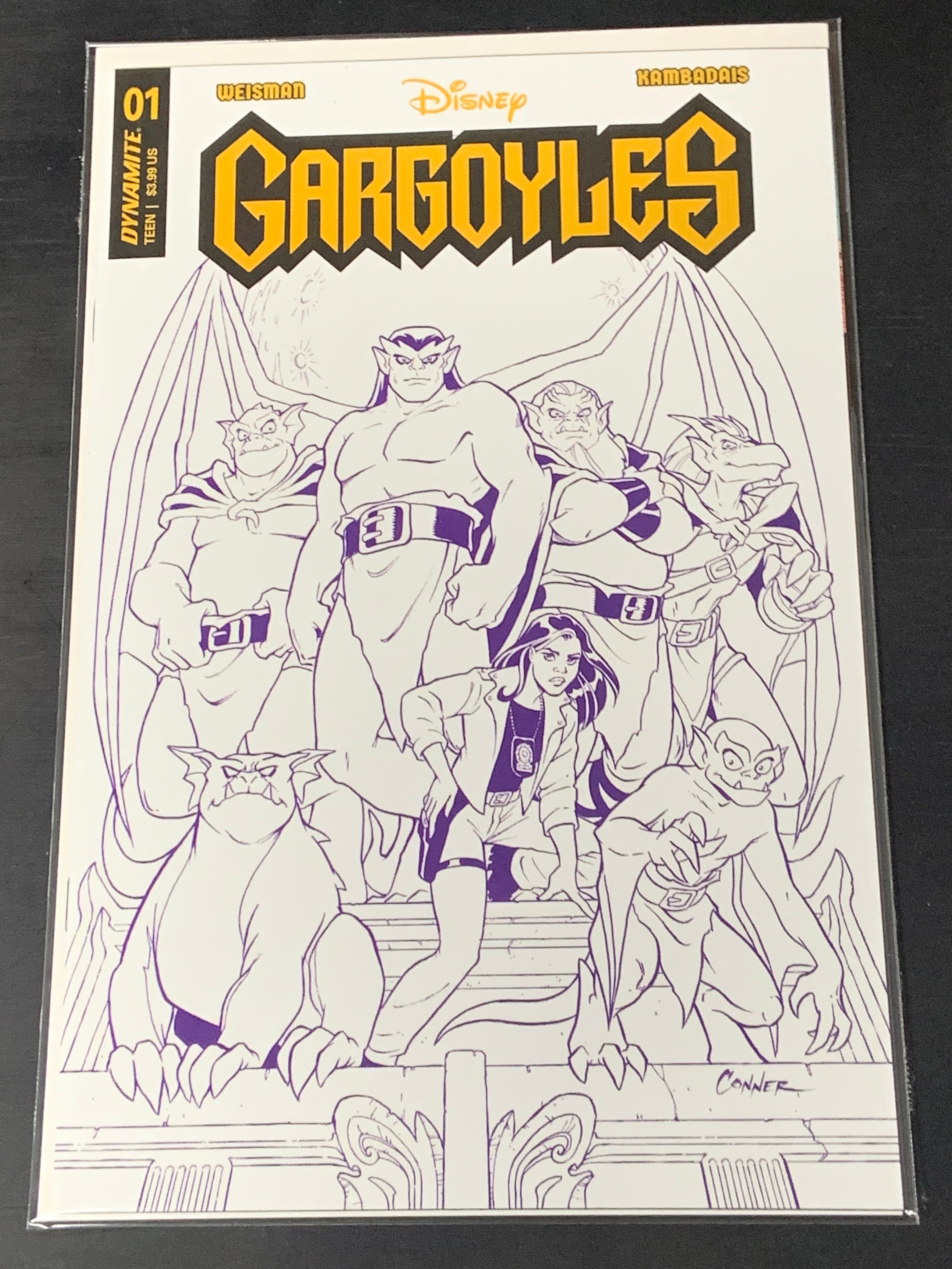 Gargoyles 1 Dynamite 2022  Amanda Conner 1:10 Variant