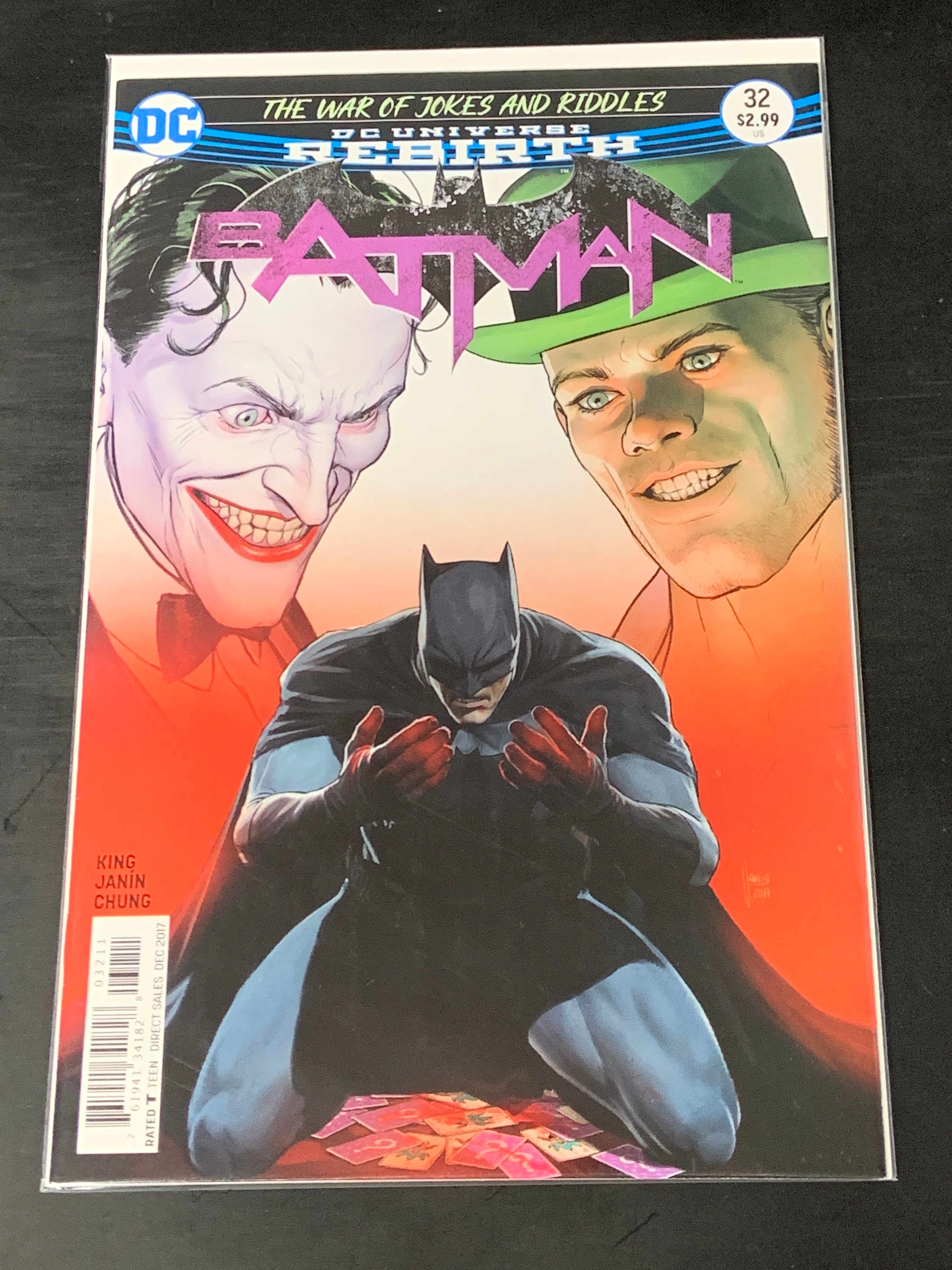 Batman 32 DC Rebirth 2012 Catwoman Accepts Batman's Marriage Proposal